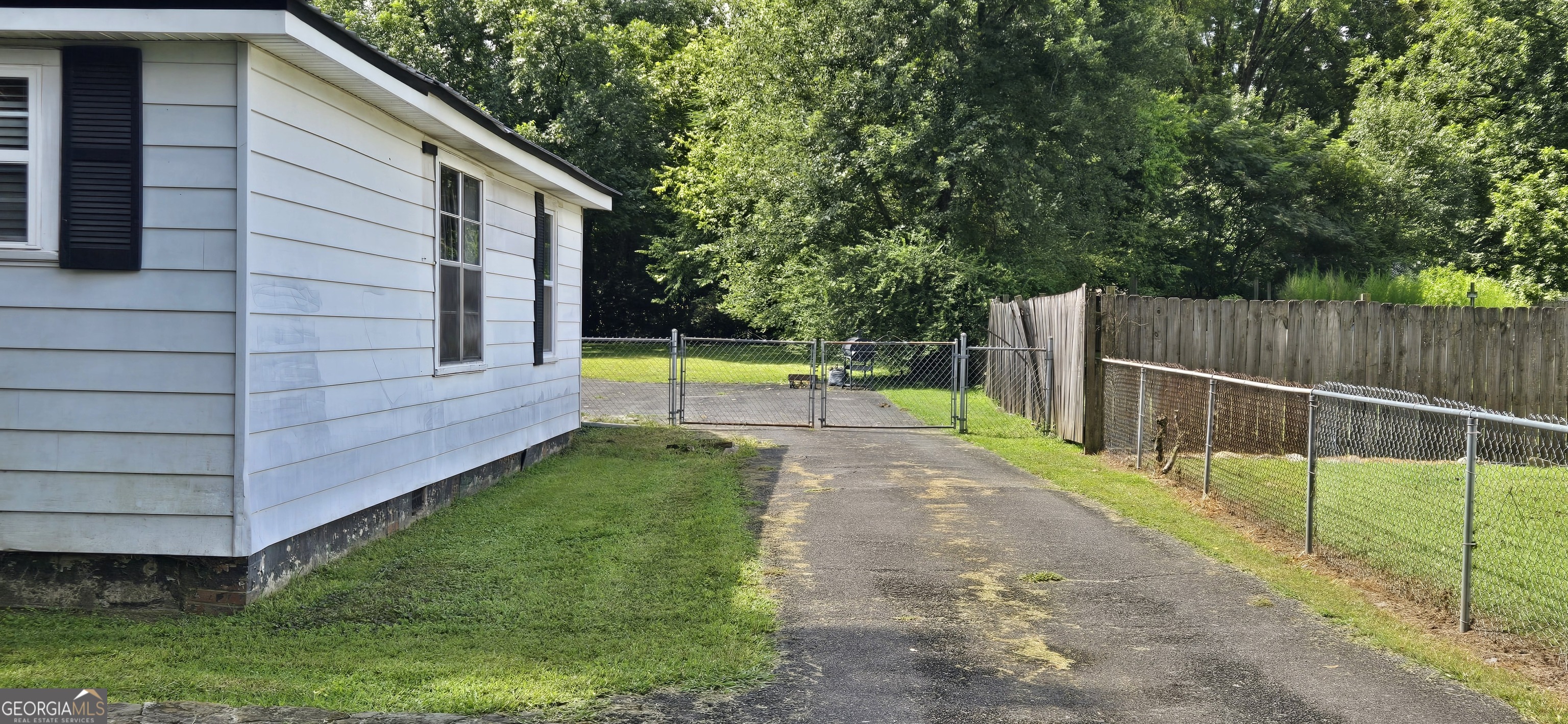 157 Harrell Street Property Photo 7