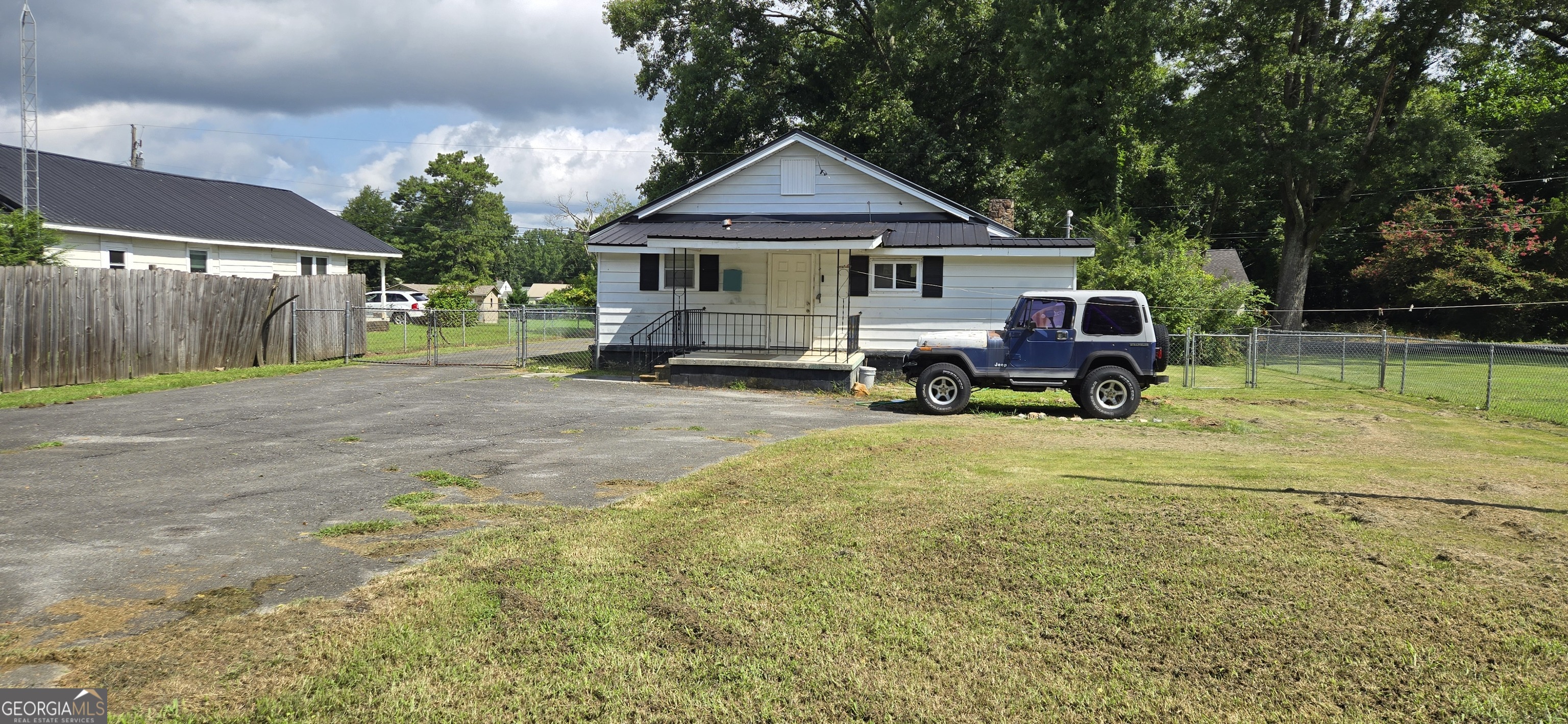 157 Harrell Street Property Photo 10
