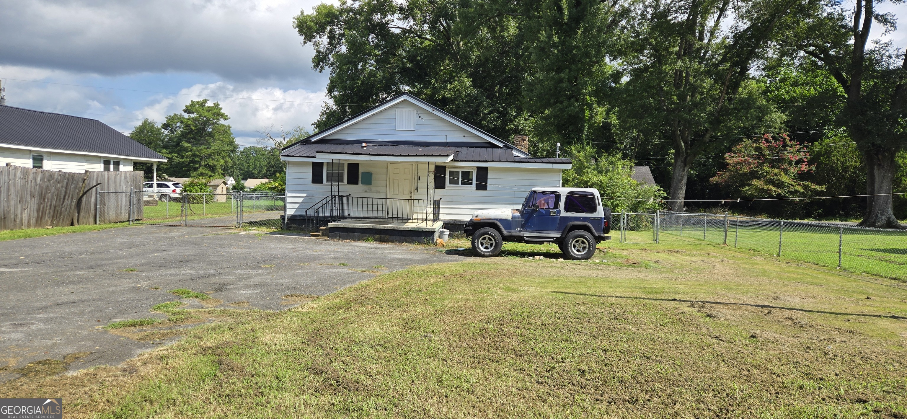 157 Harrell Street Property Photo 11
