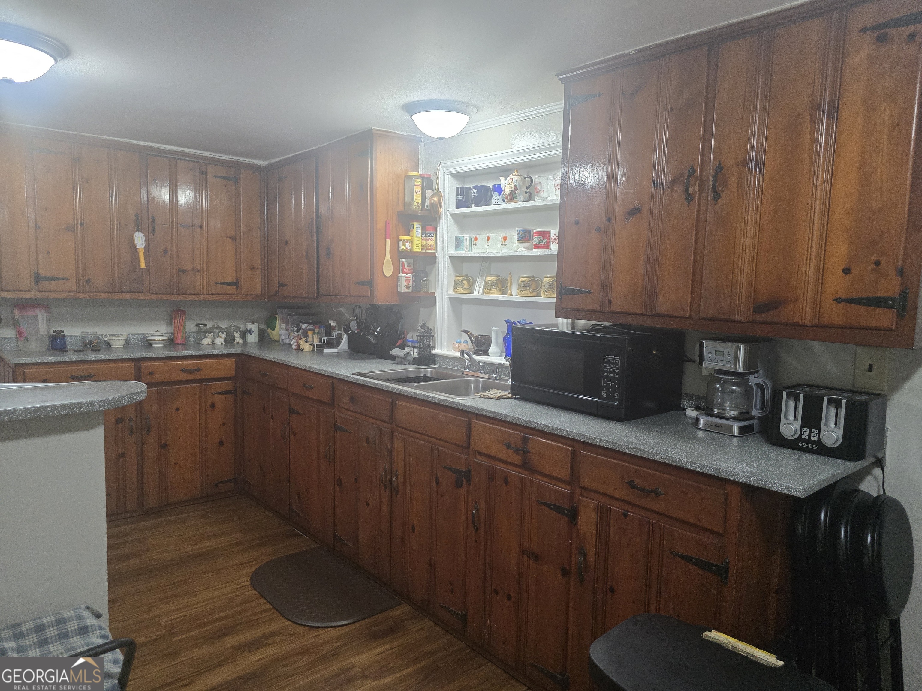 1818 Kinder Kare Drive Property Photo 8