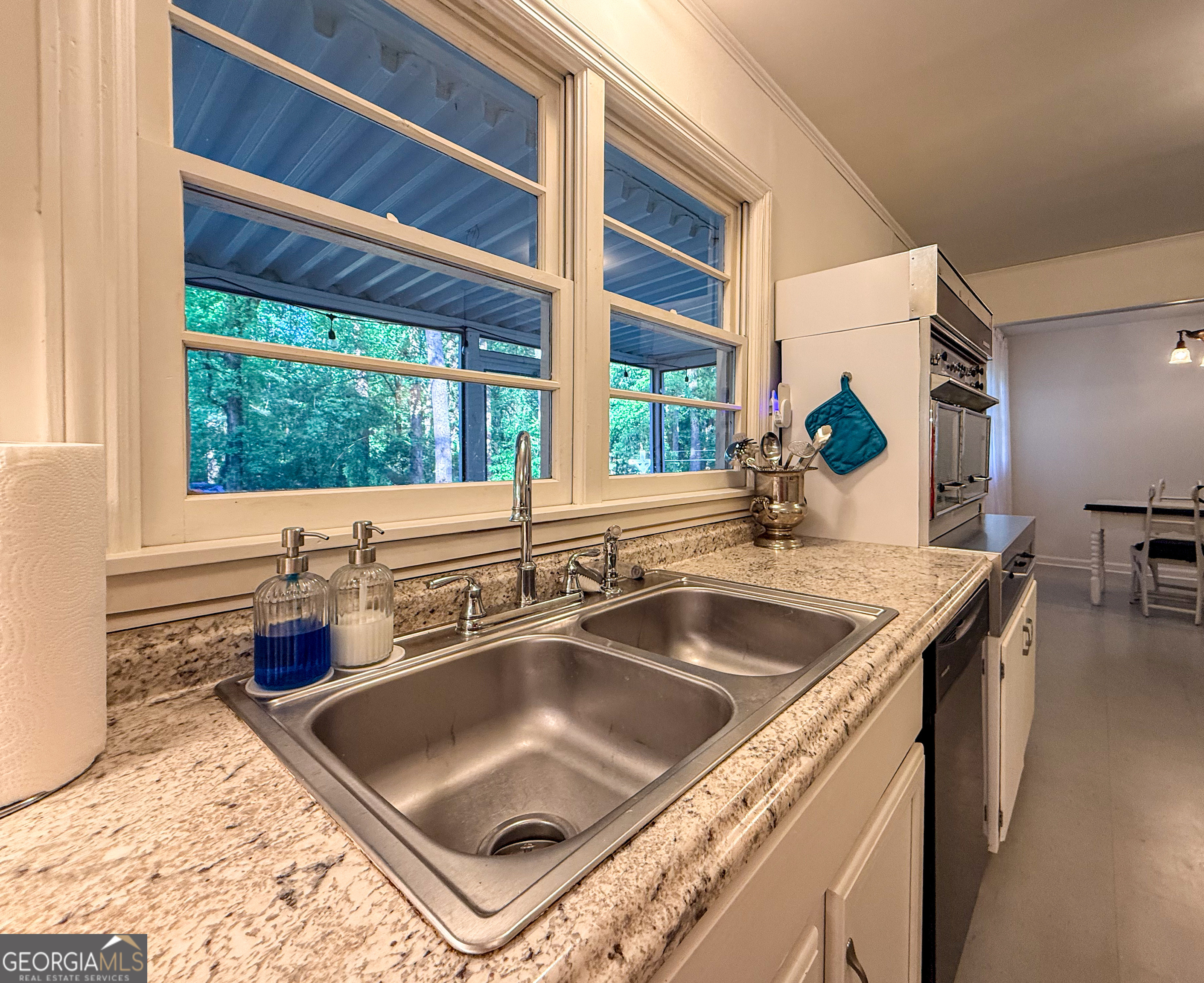 3729 Duncan Bridge Road Property Photo 16
