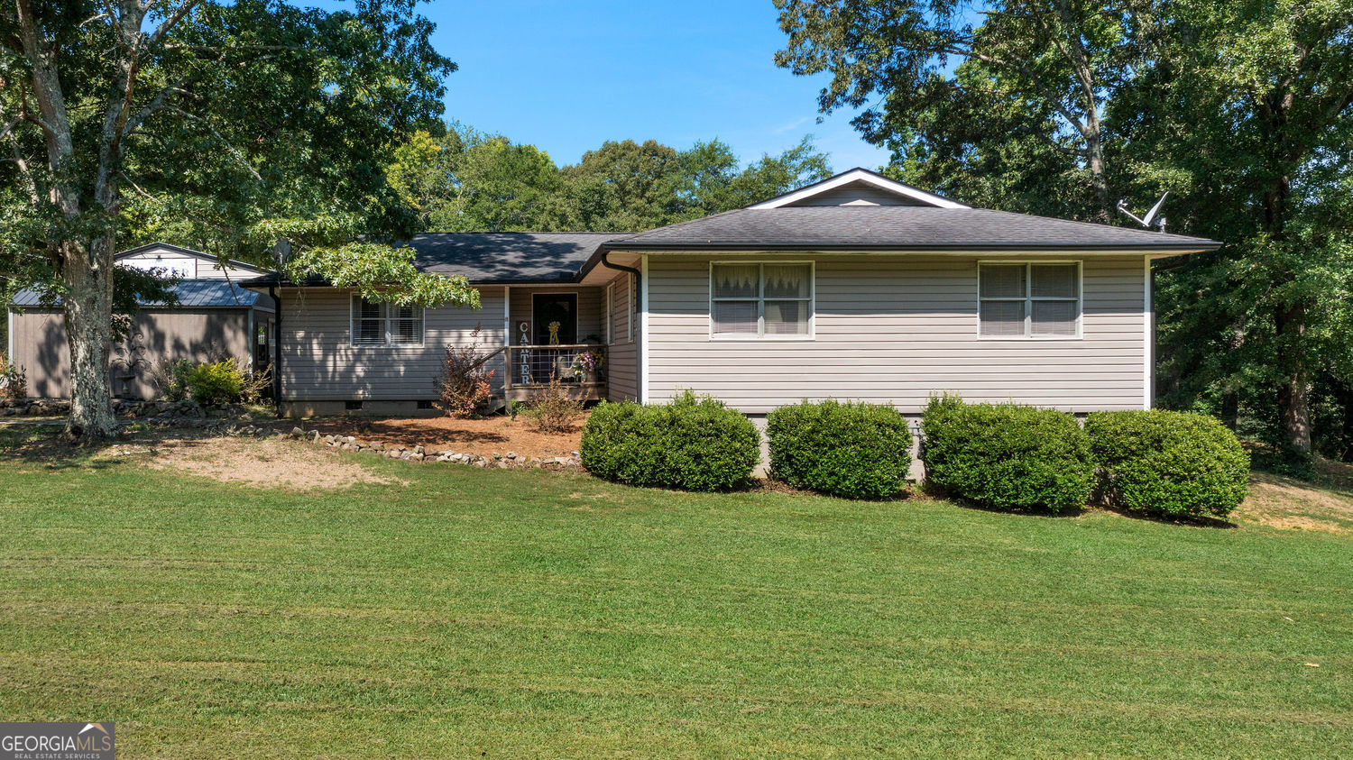 150 Beard Lake Road Se Property Photo 2