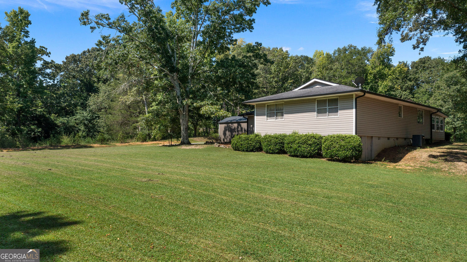 150 Beard Lake Road Se Property Photo 3