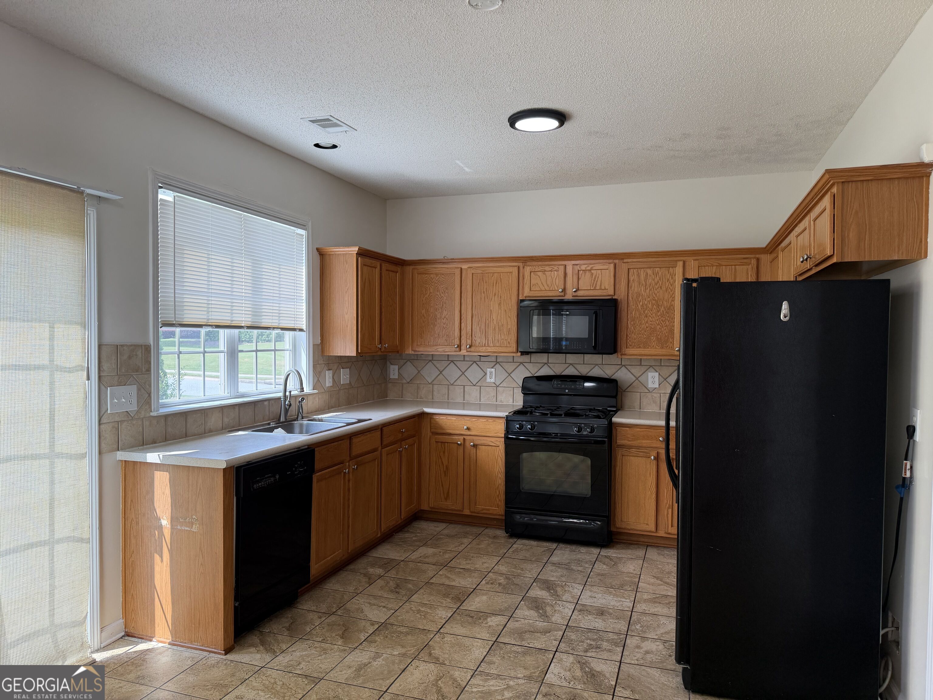 8910 Ruel Lane Property Photo 8