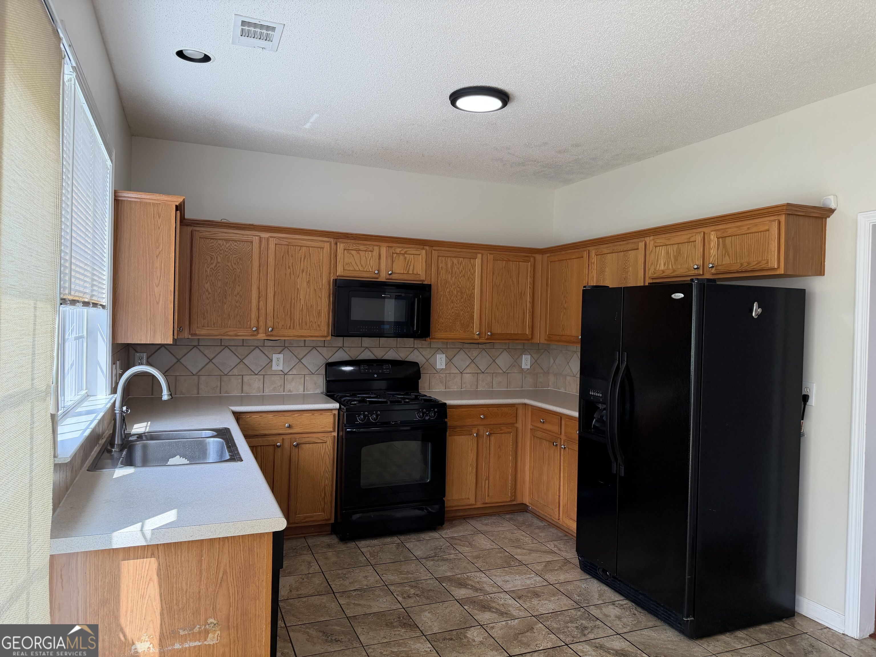 8910 Ruel Lane Property Photo 9