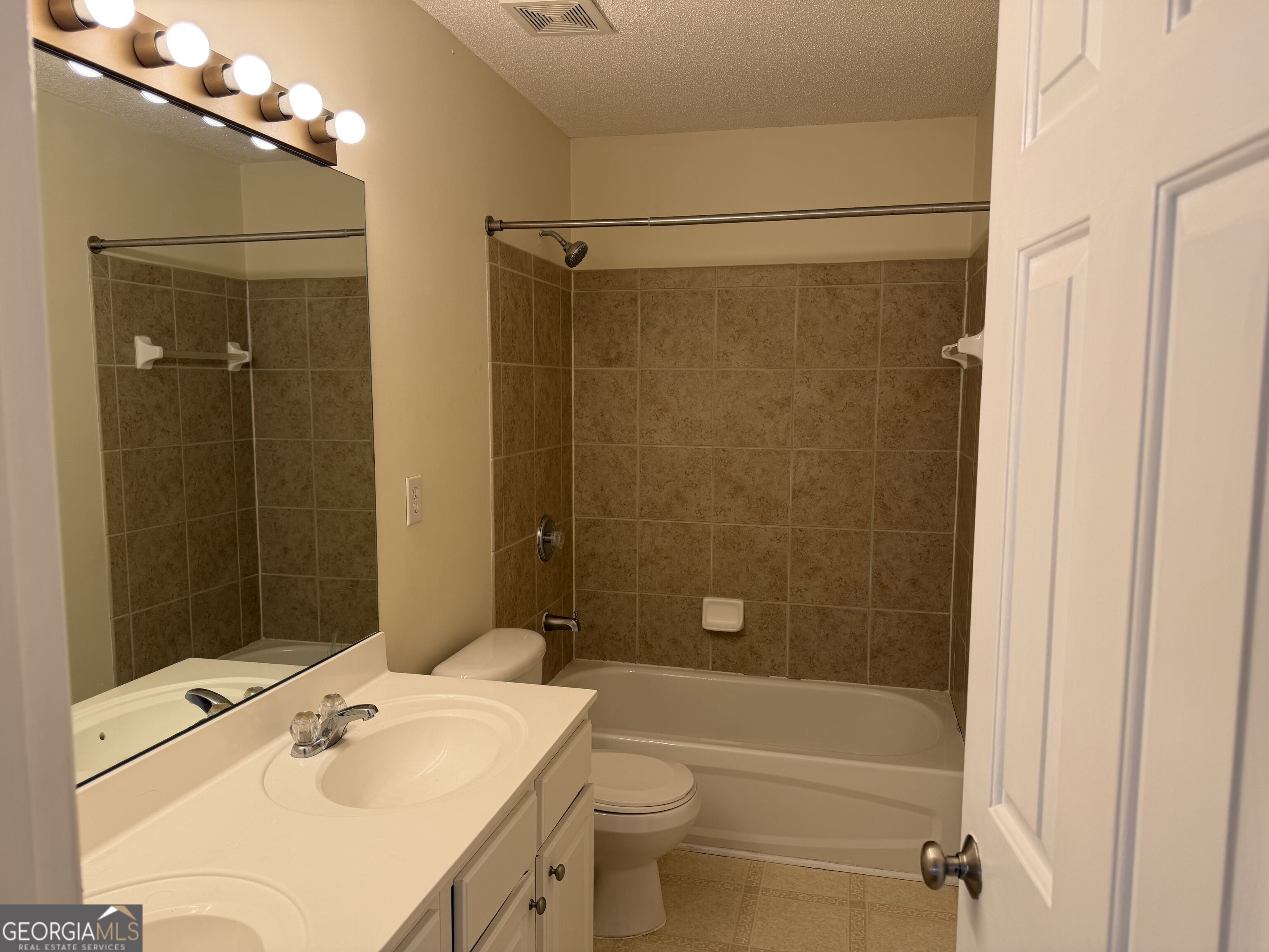 8910 Ruel Lane Property Photo 17