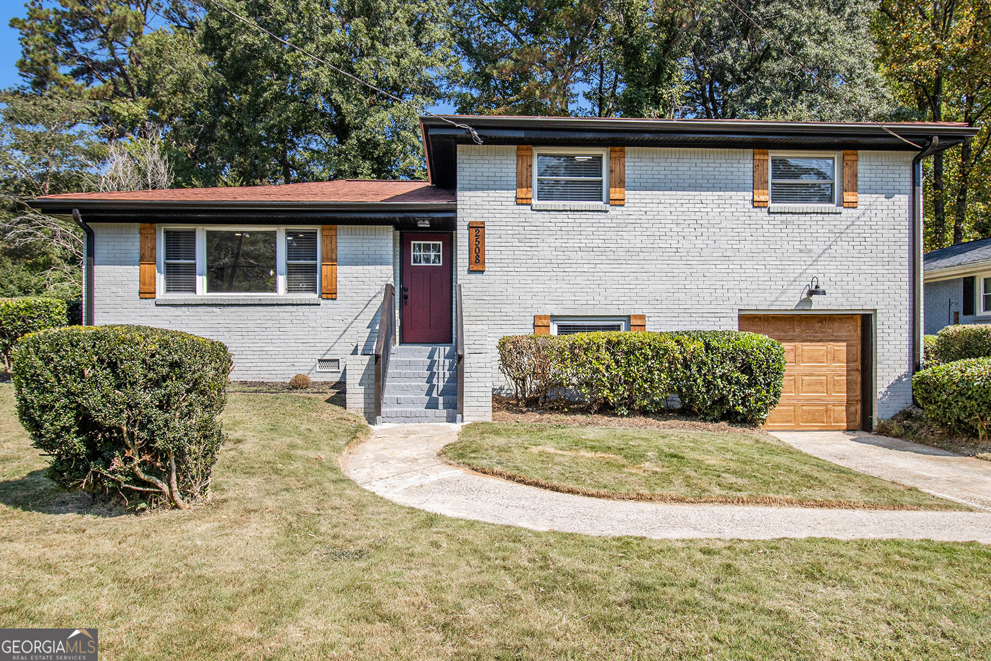 2508 Fontaine Circle Property Photo 1