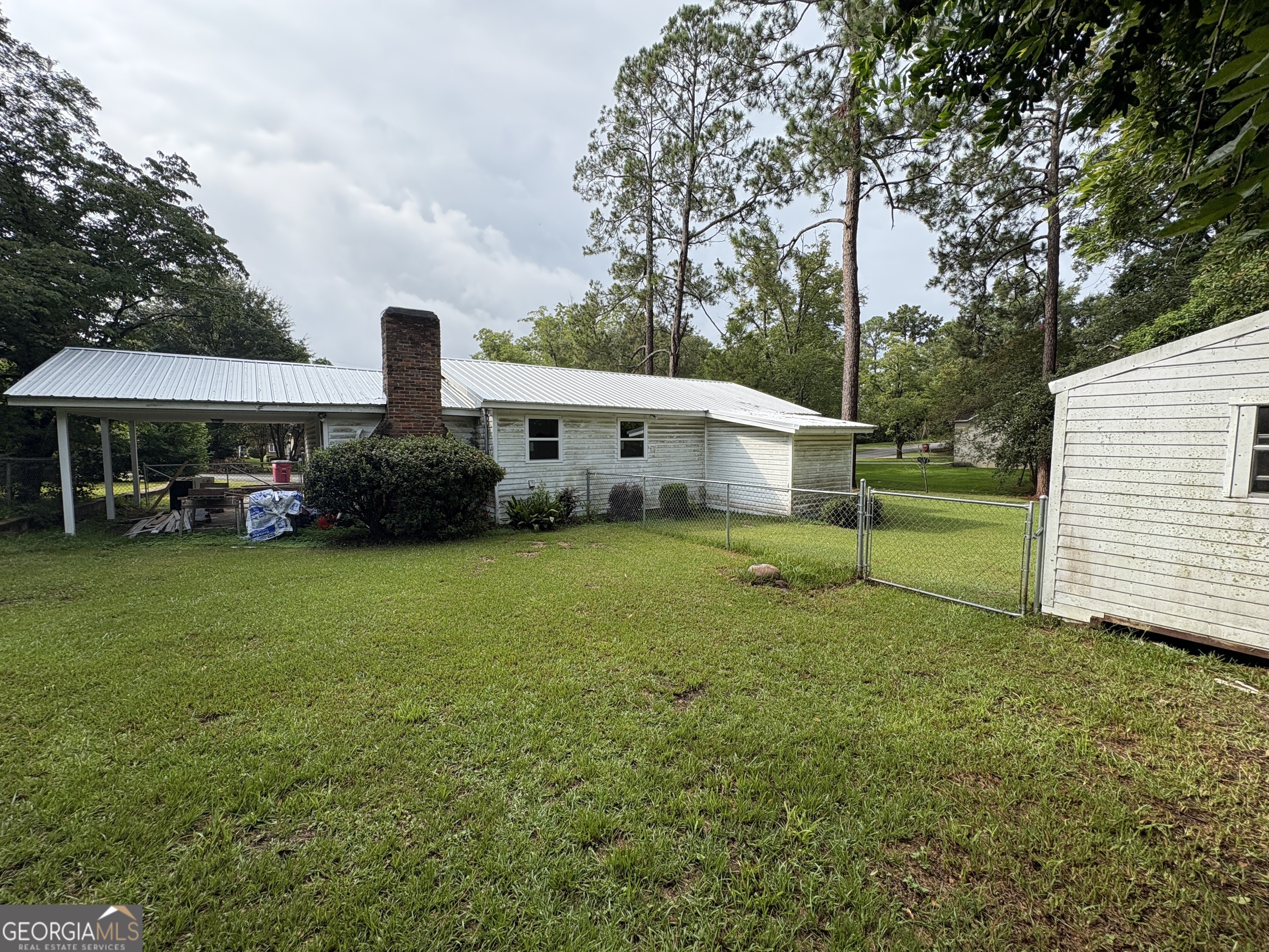 320 6th Avenue Property Photo 11