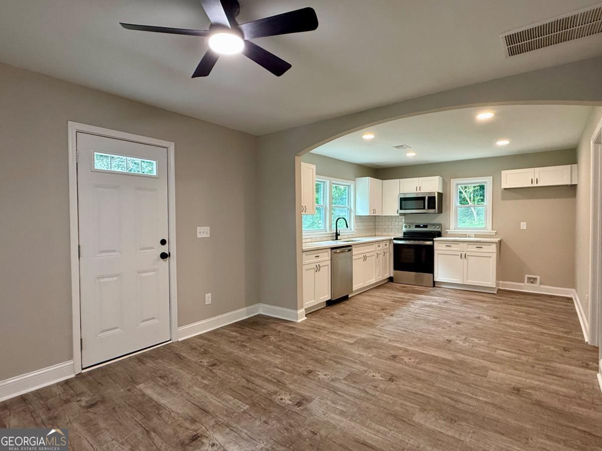 522 Spring Street Property Photo 7