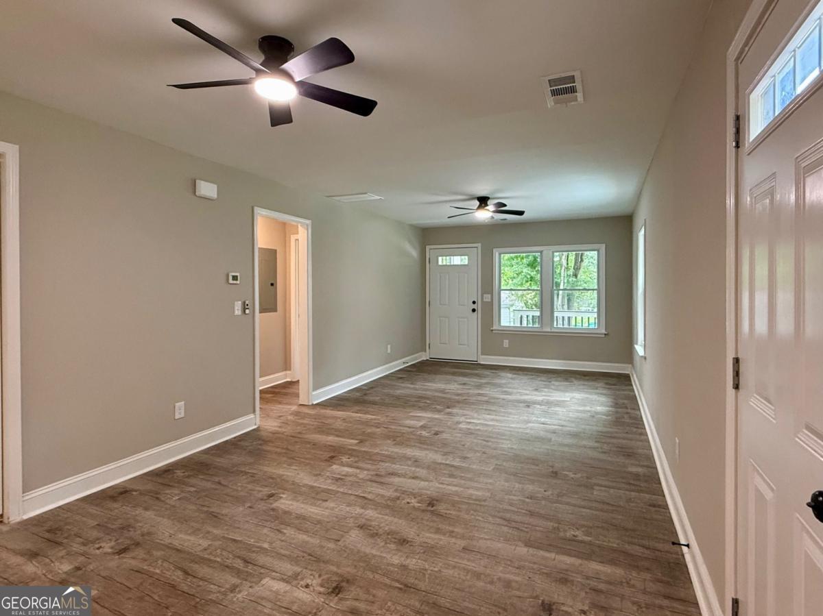 522 Spring Street Property Photo 13