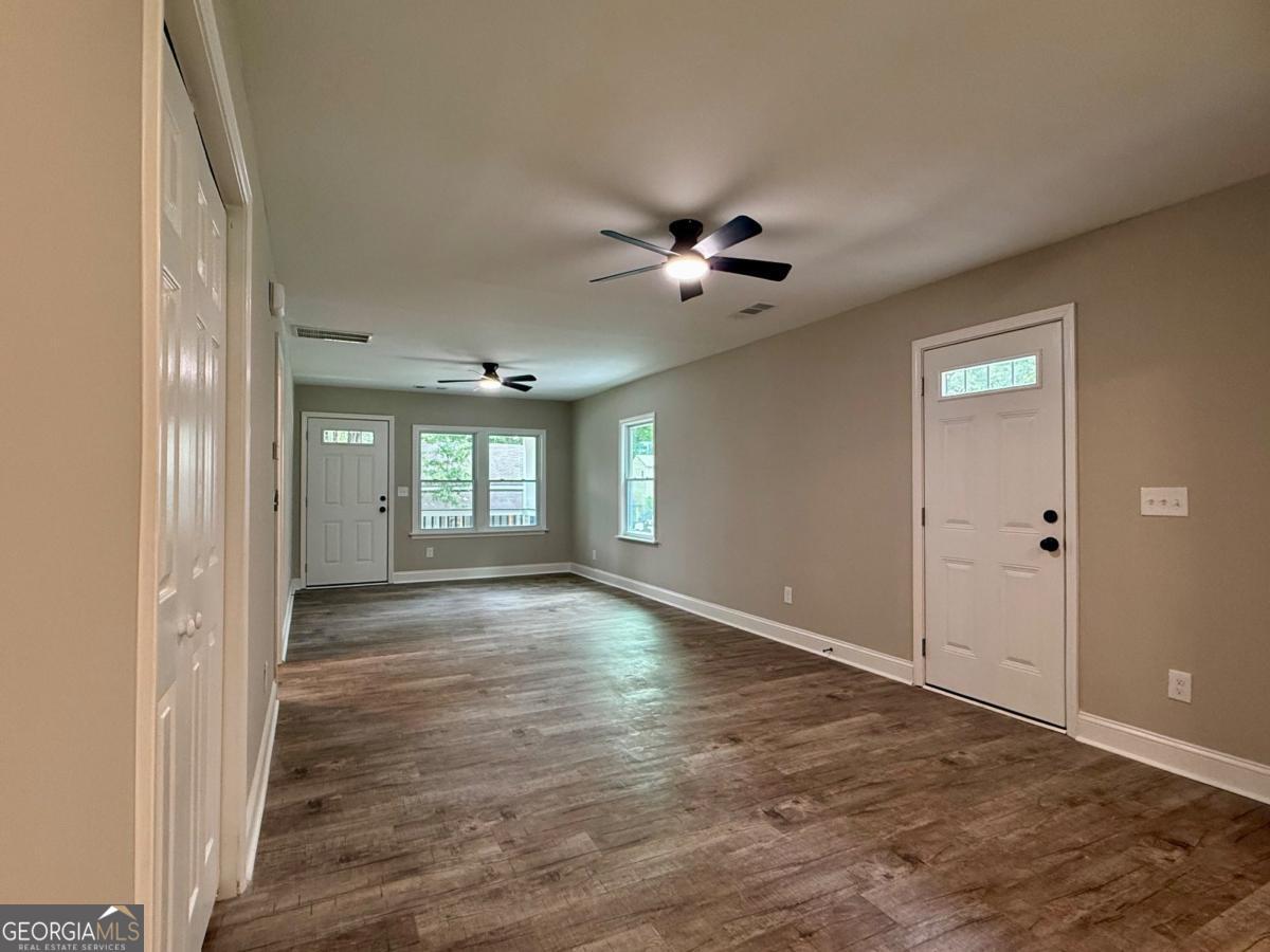 522 Spring Street Property Photo 14