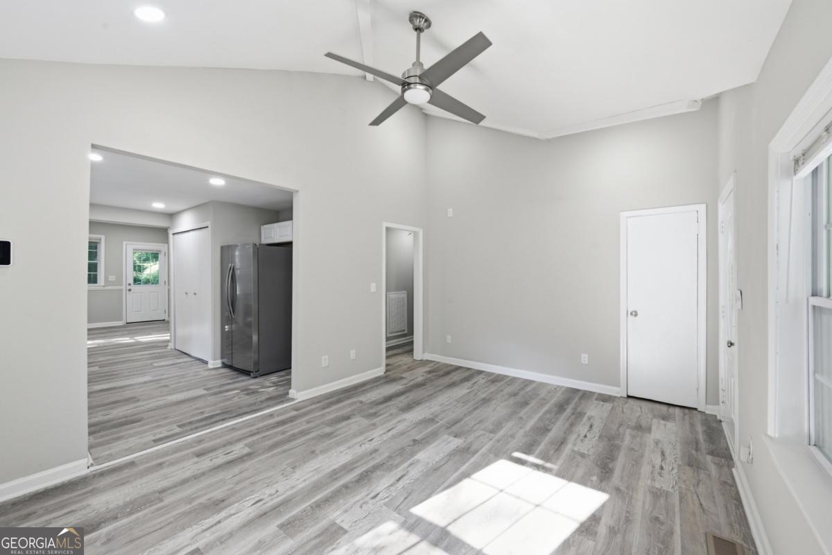 3024 Grand Avenue Sw Property Photo 6