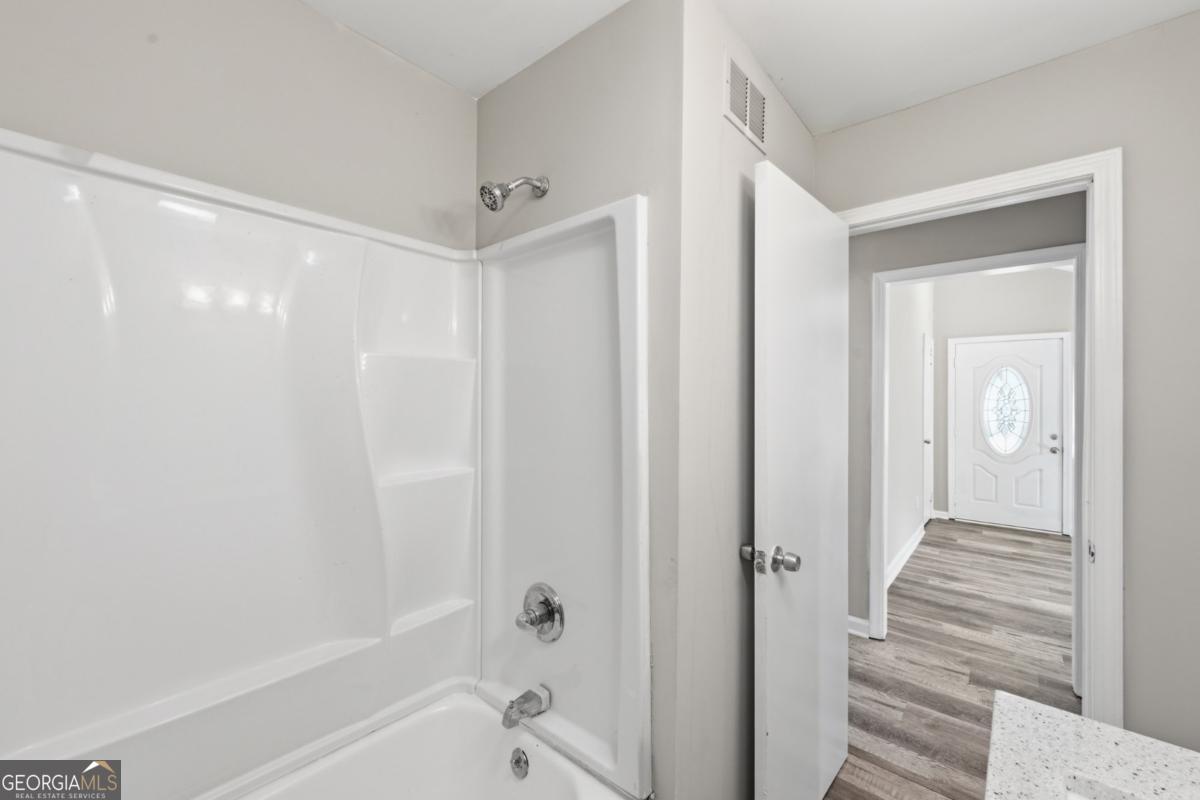3024 Grand Avenue Sw Property Photo 11