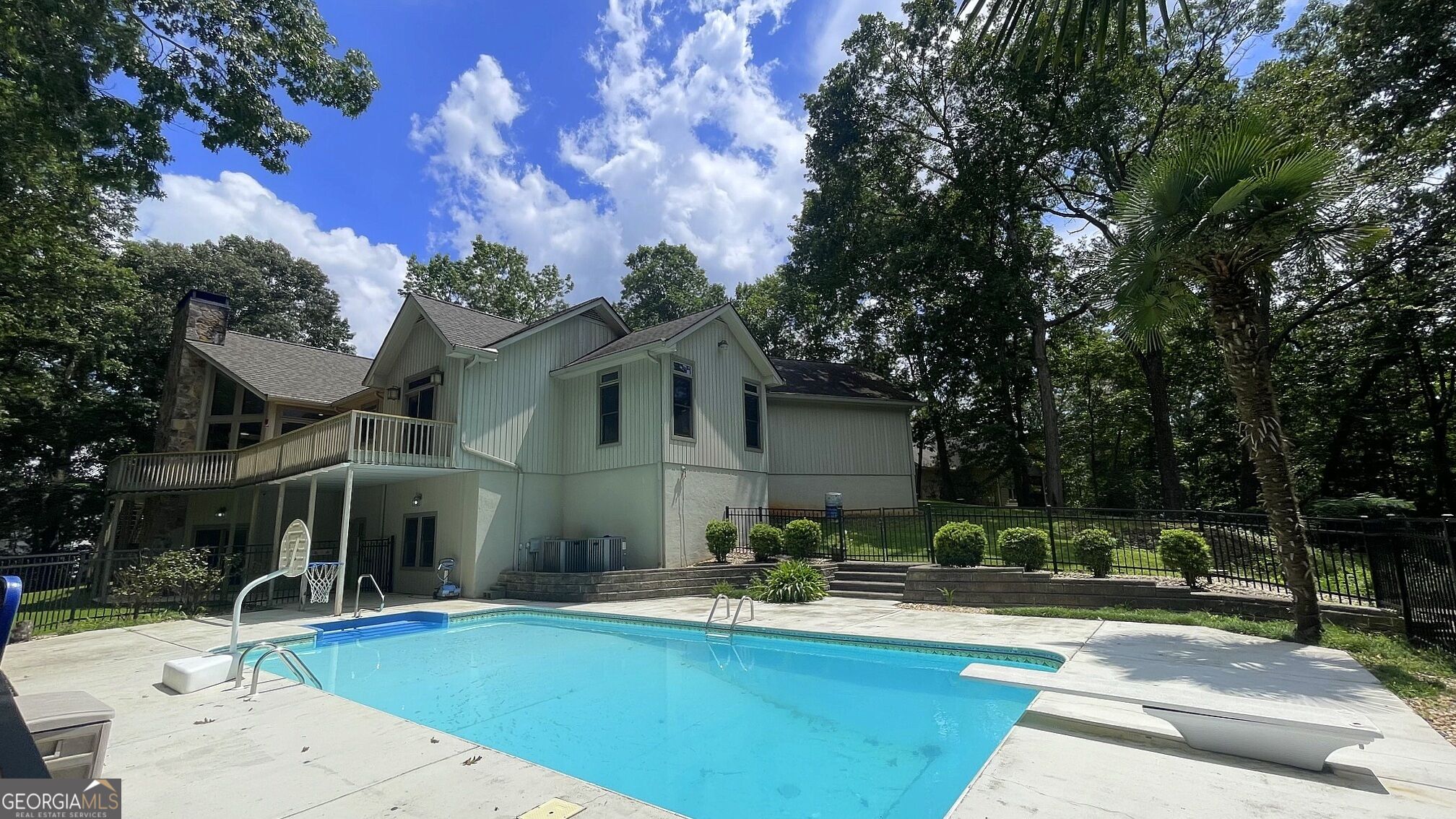 156 Thundering Waters Drive Property Photo 4