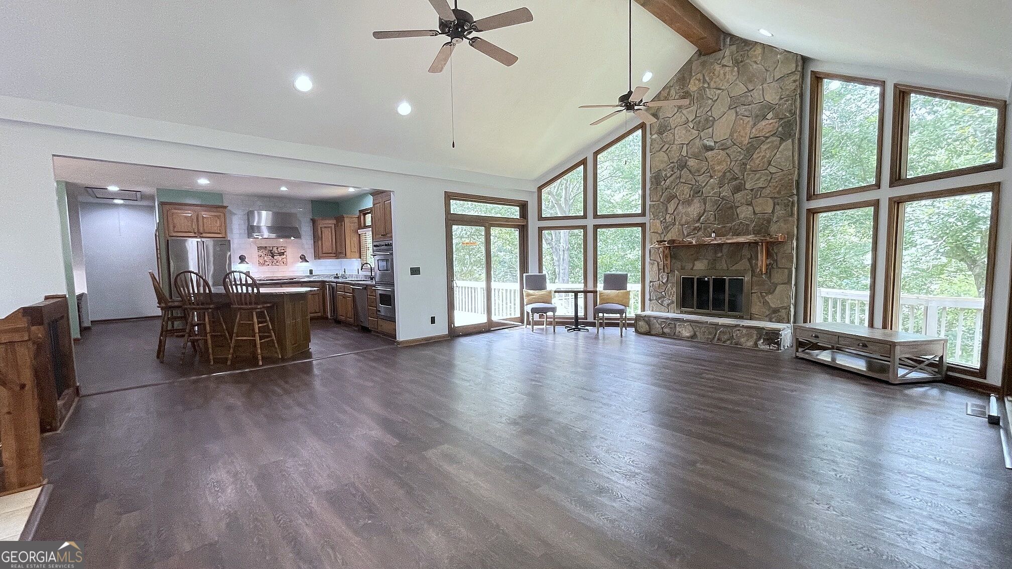 156 Thundering Waters Drive Property Photo 6