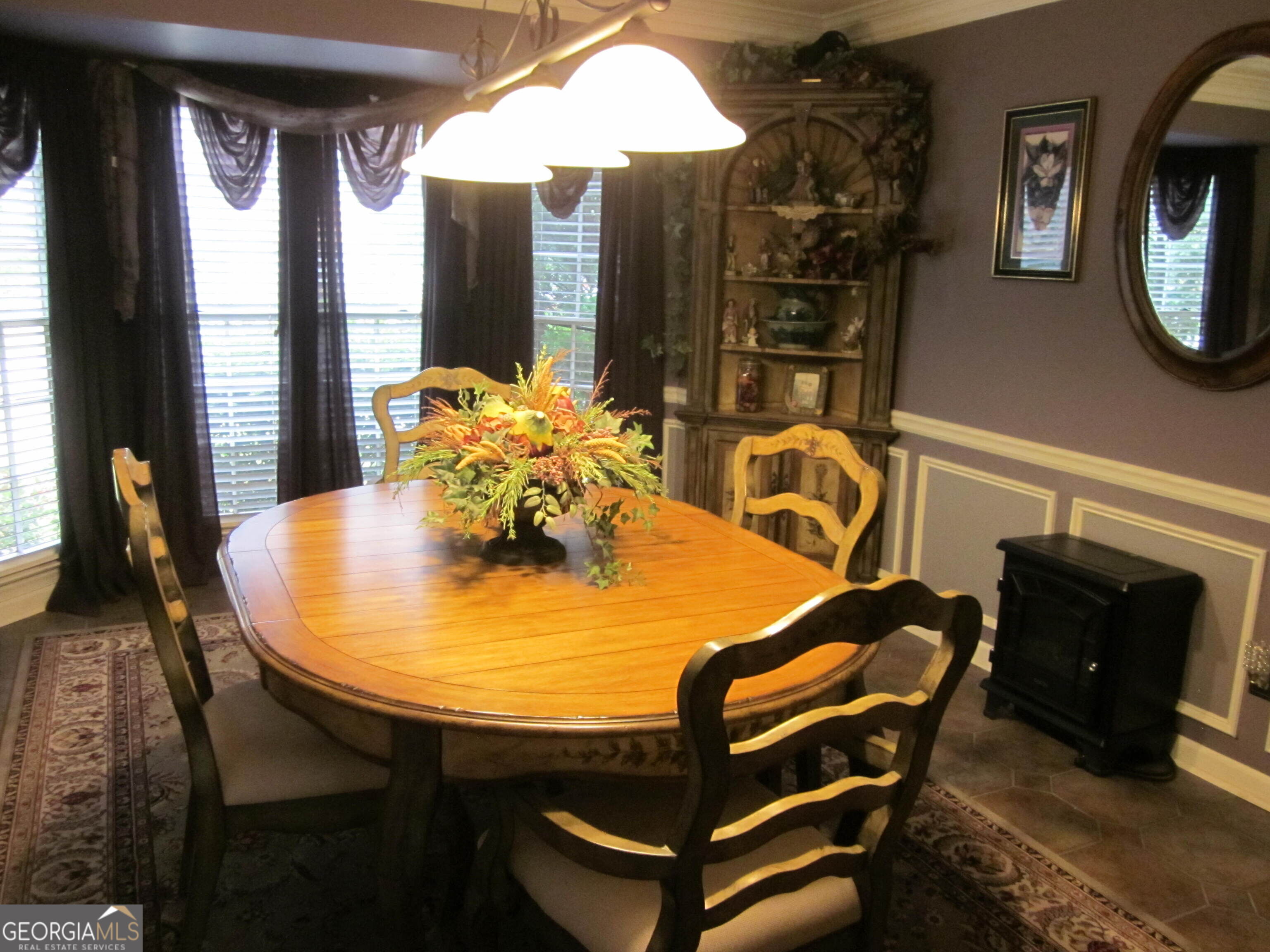 2150 Overland Way Property Photo 5