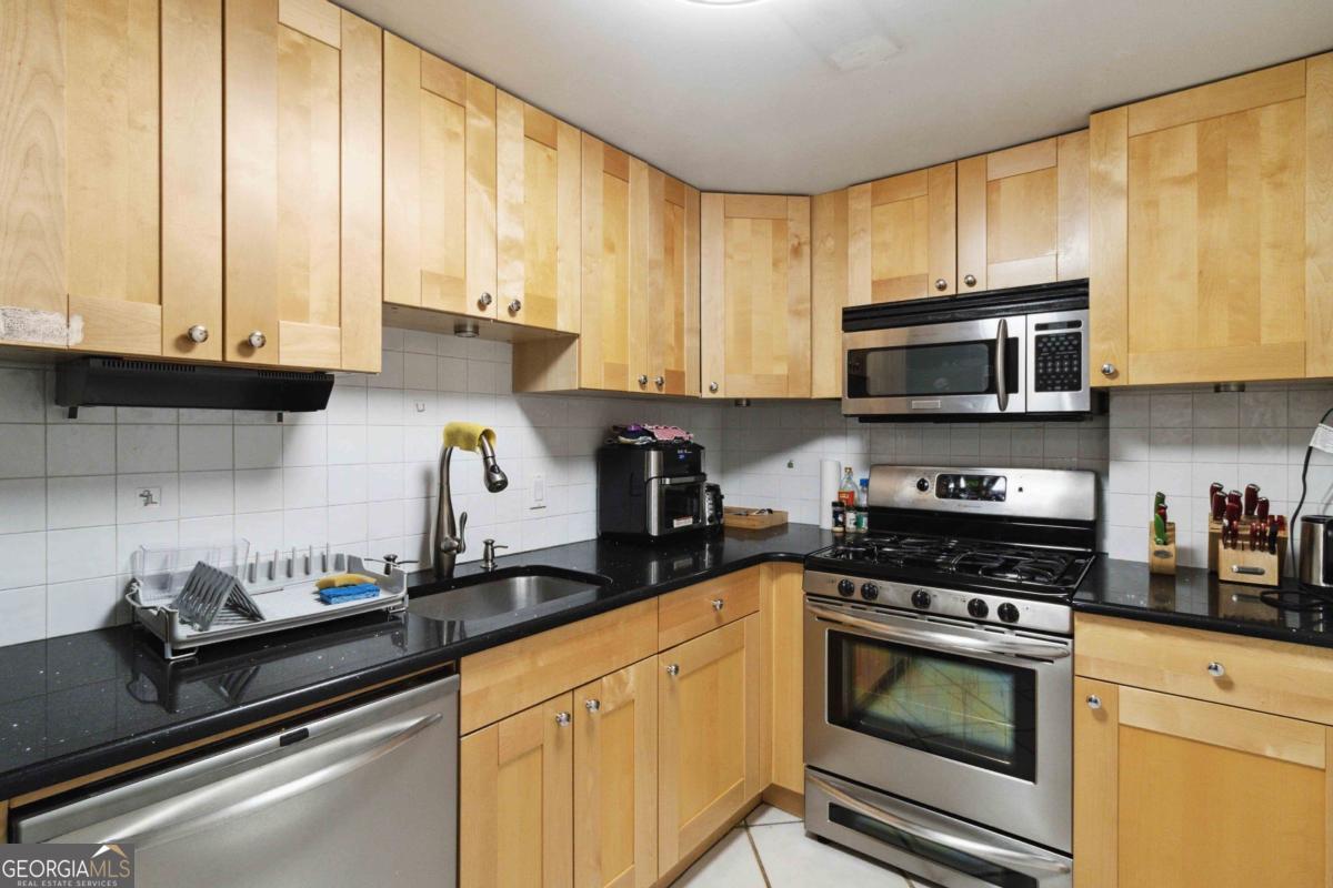 1501 Clairmont Road # 822 Property Photo 7
