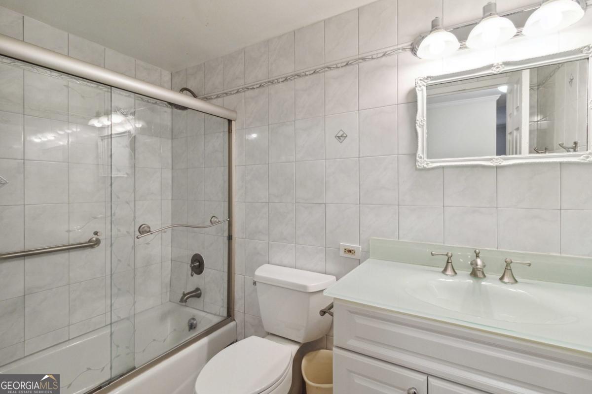 1501 Clairmont Road # 822 Property Photo 19