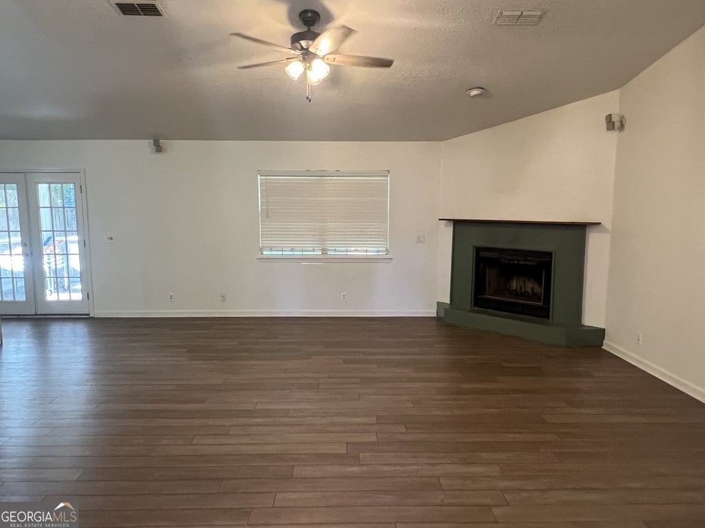 308 Maggie Way Property Photo 2