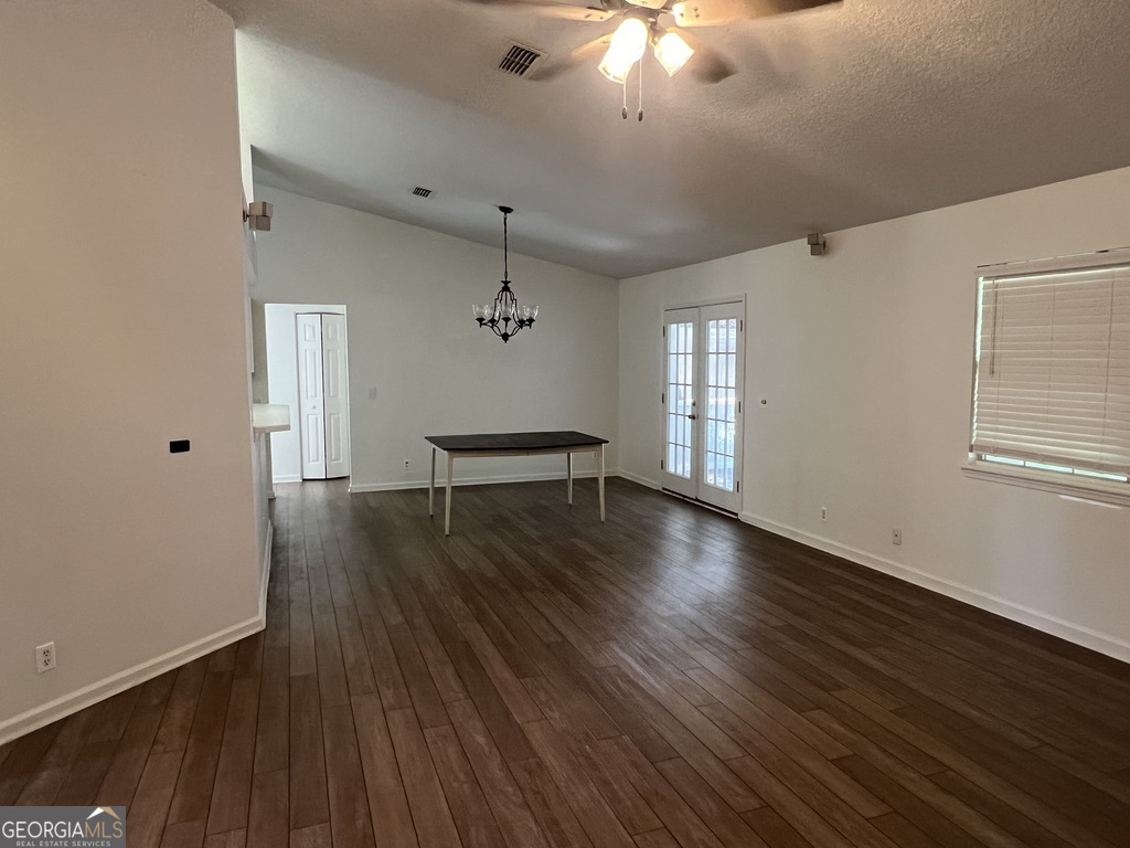 308 Maggie Way Property Photo 3