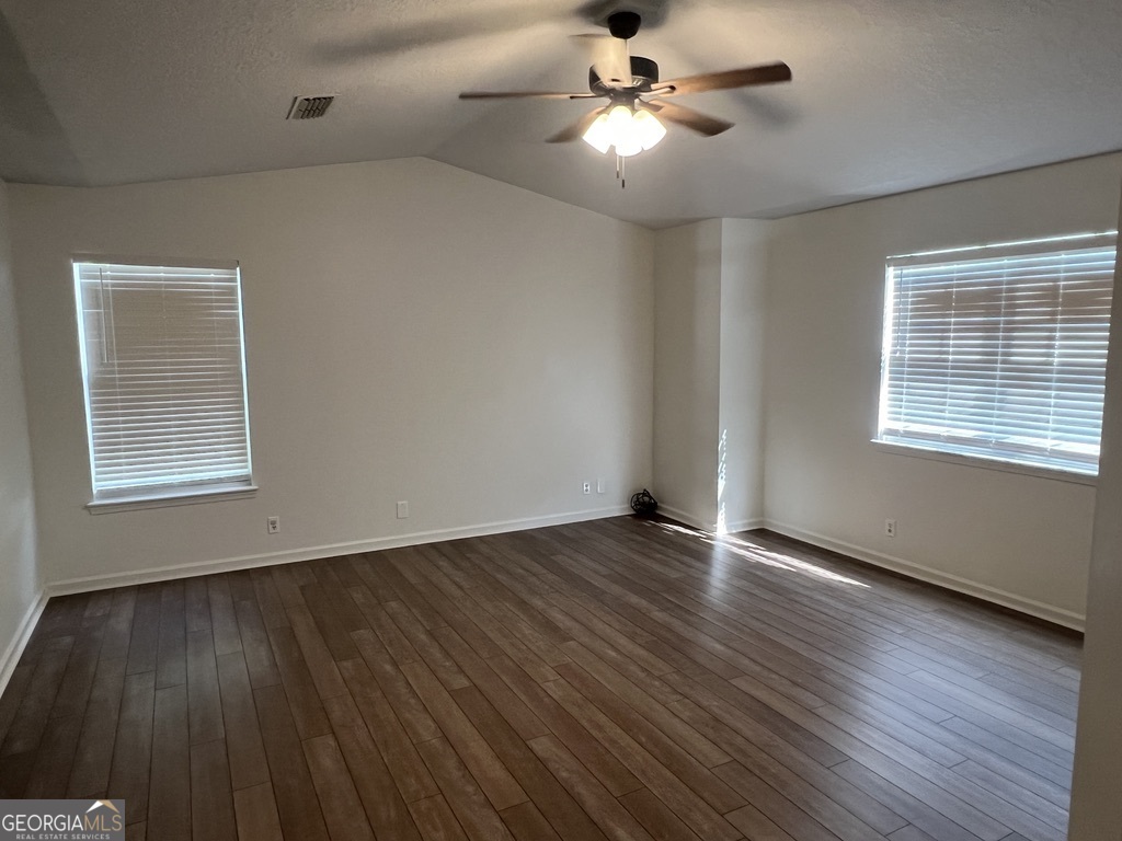 308 Maggie Way Property Photo 7
