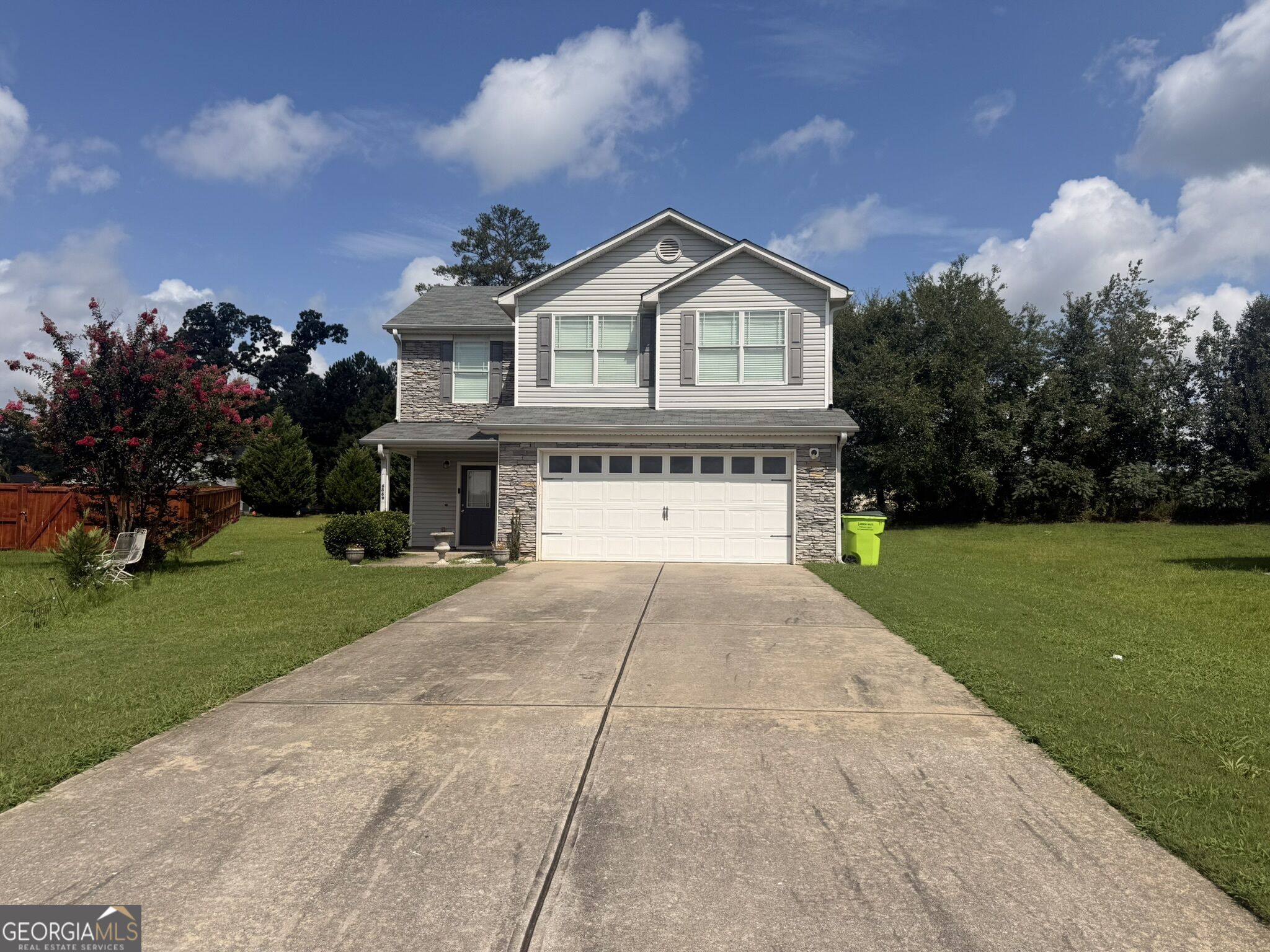 6869 Lockley Court Property Photo 1