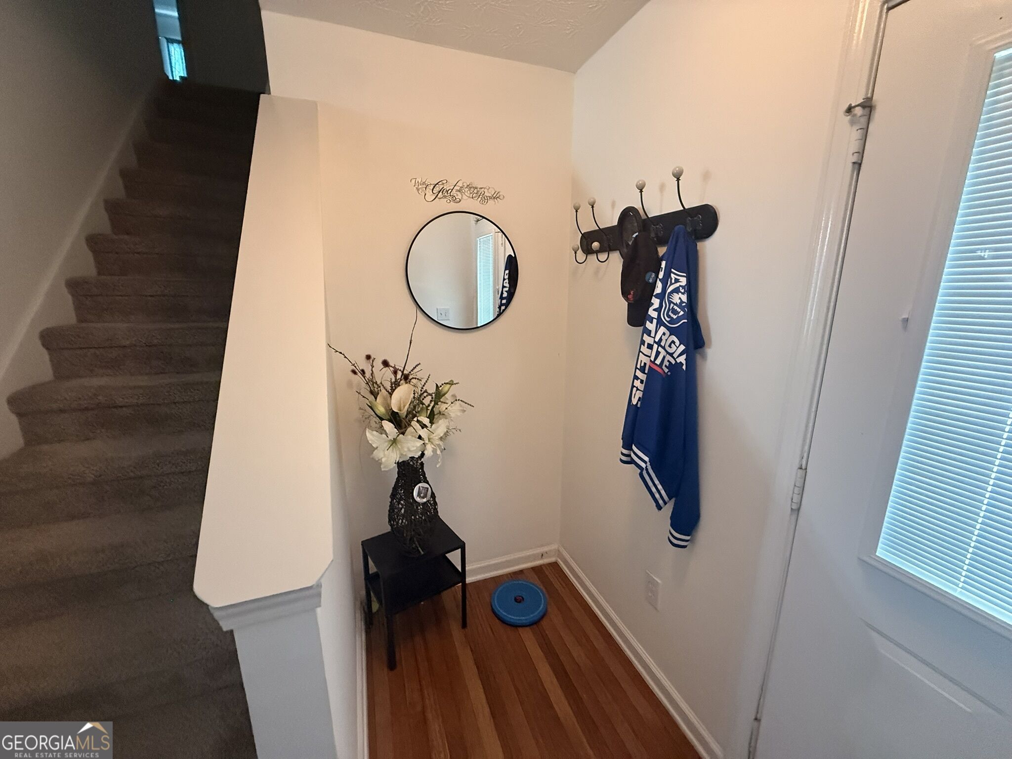 6869 Lockley Court Property Photo 4