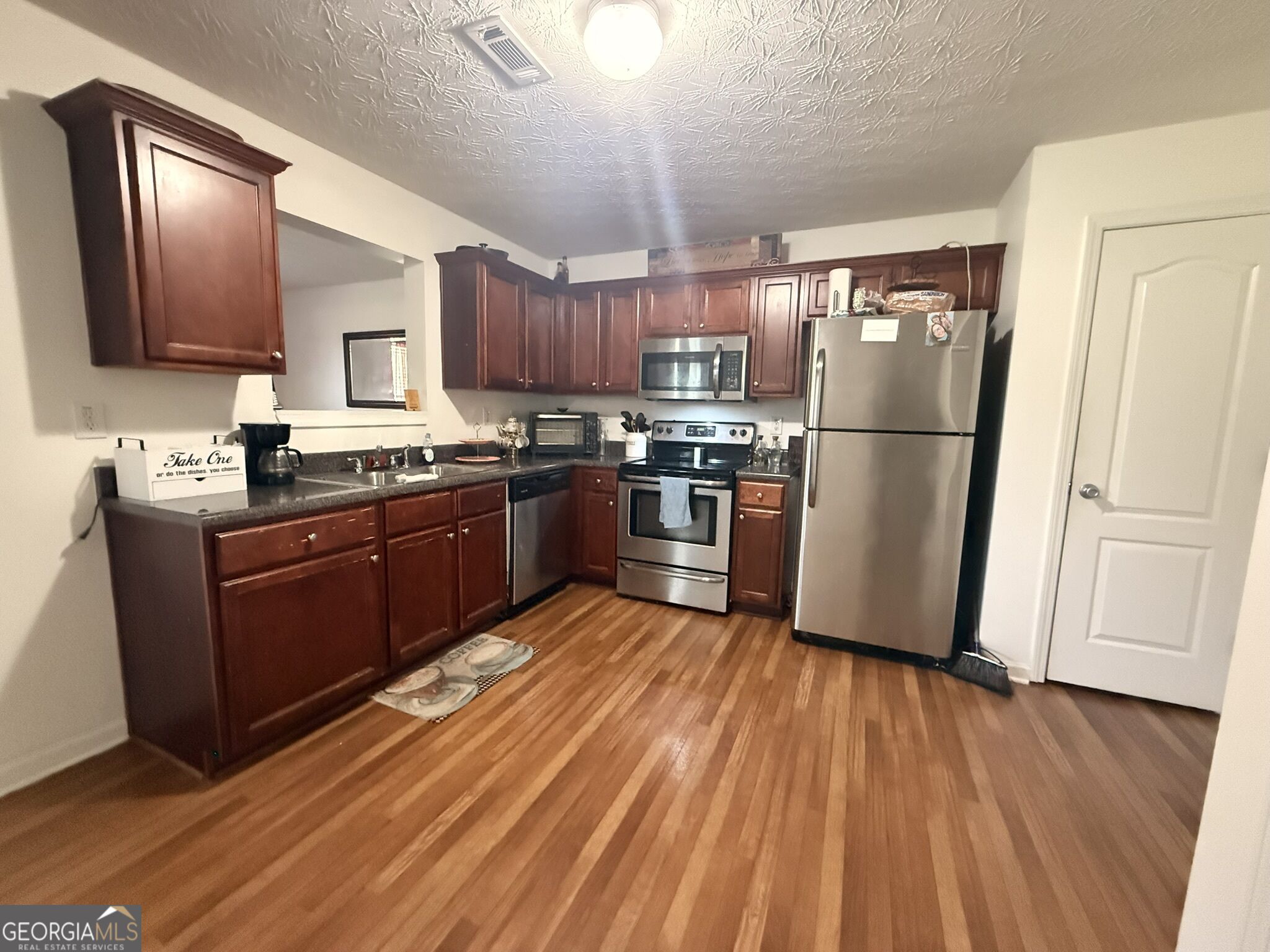 6869 Lockley Court Property Photo 7
