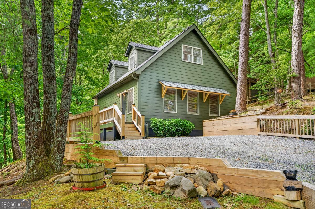 747 Mountain Oak Road Property Photo 3