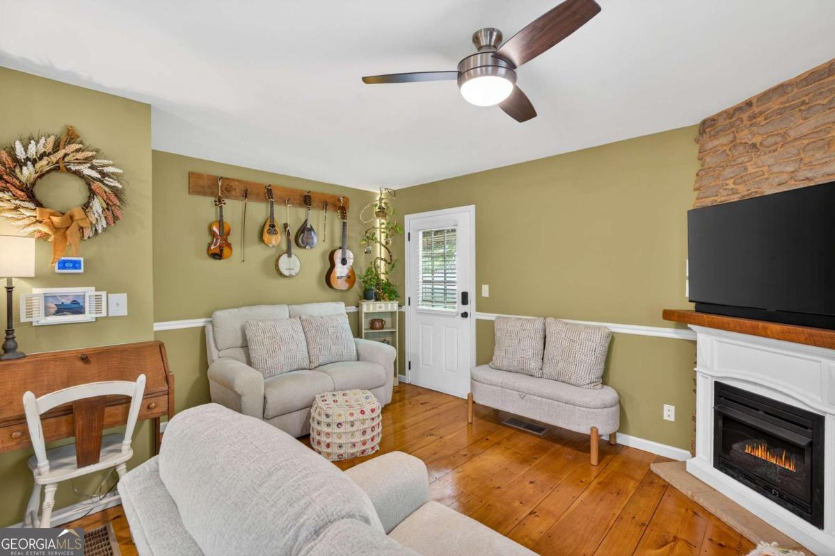 747 Mountain Oak Road Property Photo 10