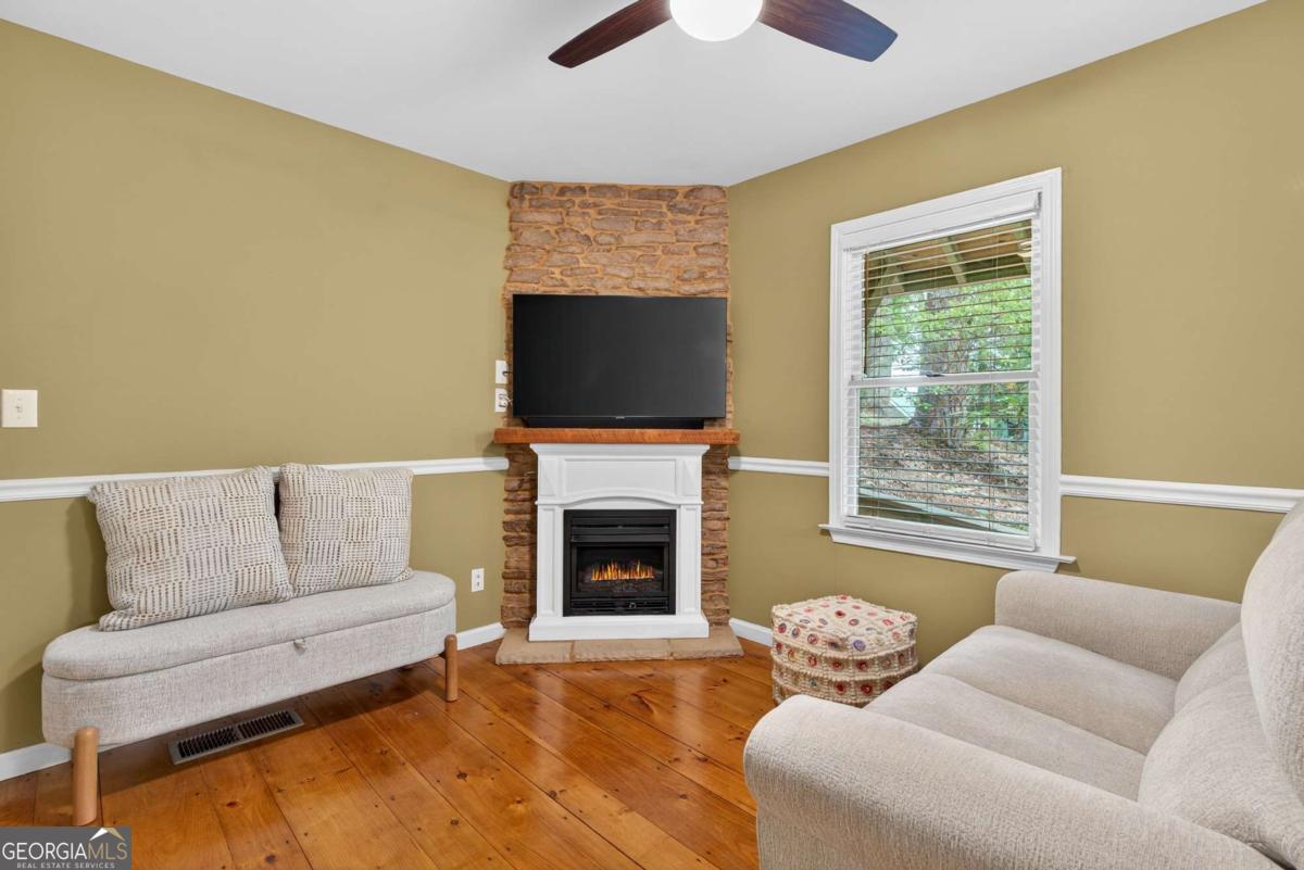 747 Mountain Oak Road Property Photo 11