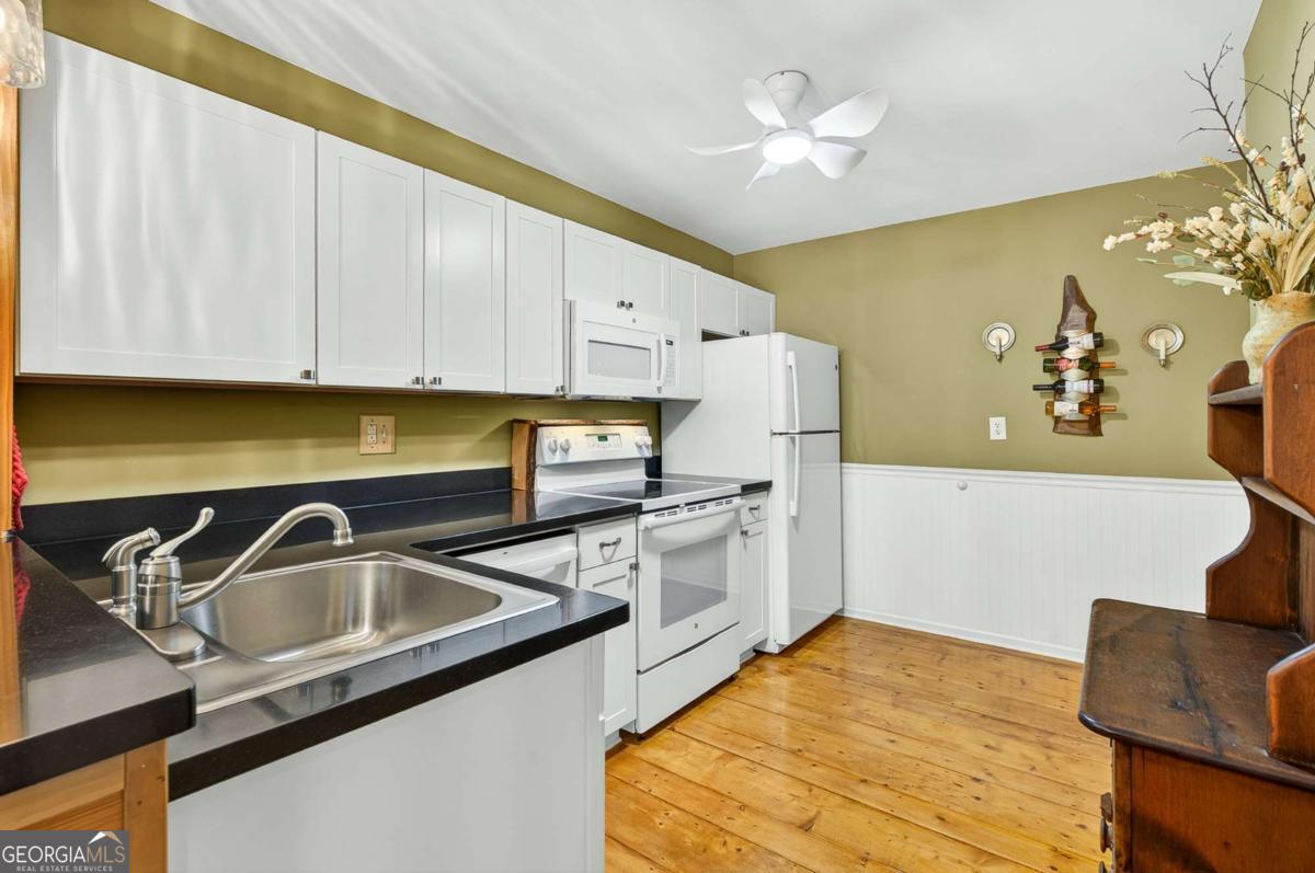 747 Mountain Oak Road Property Photo 15