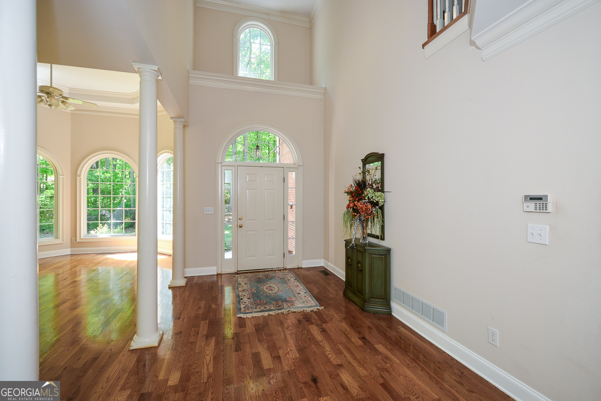 4299 Windham Court Property Photo 7