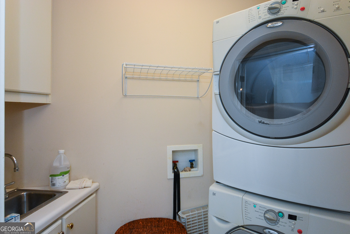 4299 Windham Court Property Photo 34