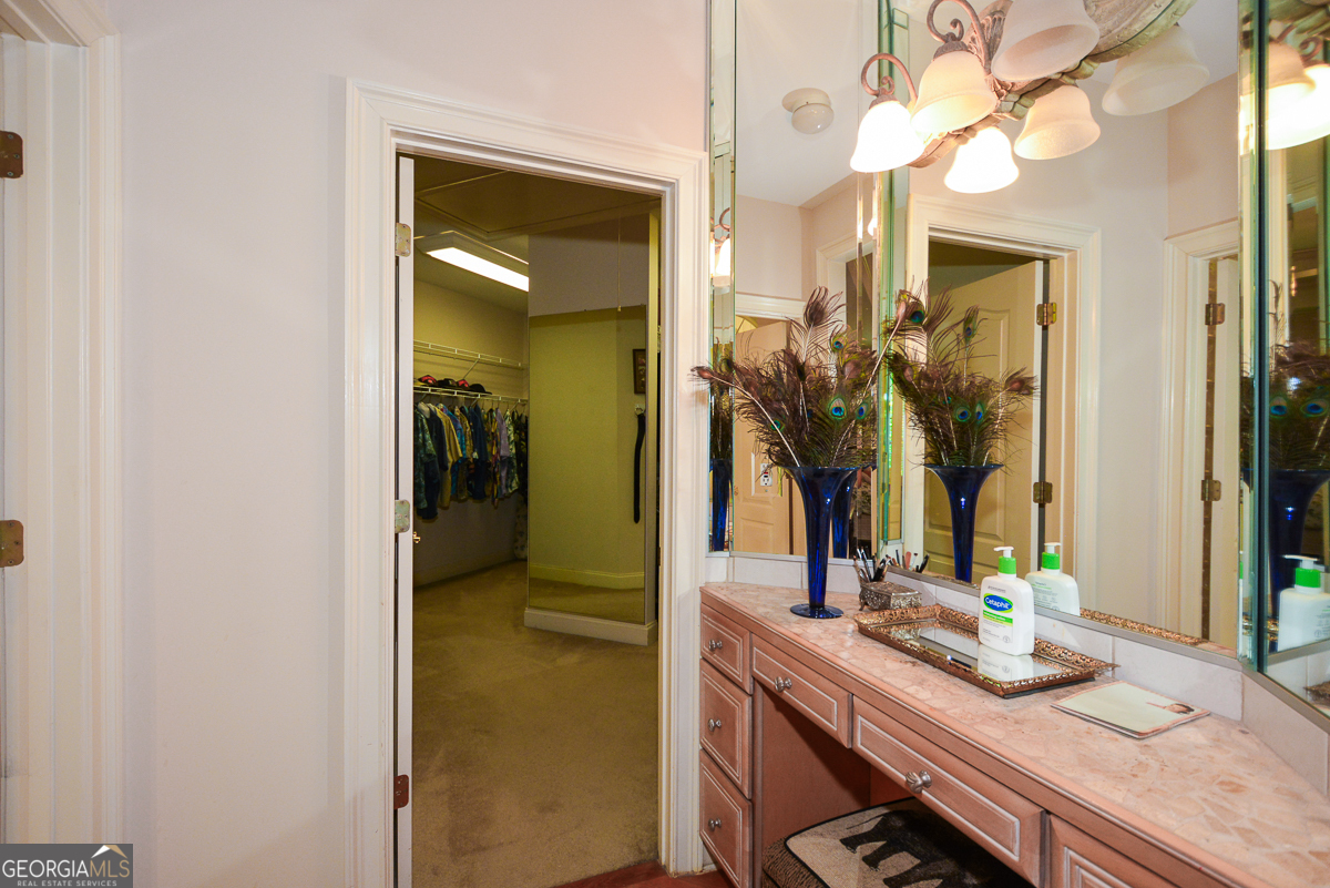 4299 Windham Court Property Photo 38