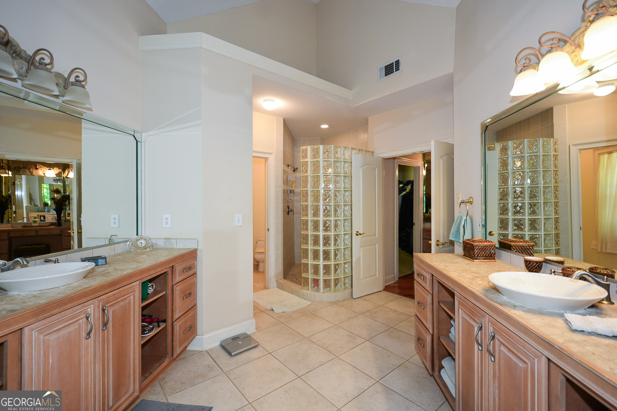 4299 Windham Court Property Photo 41