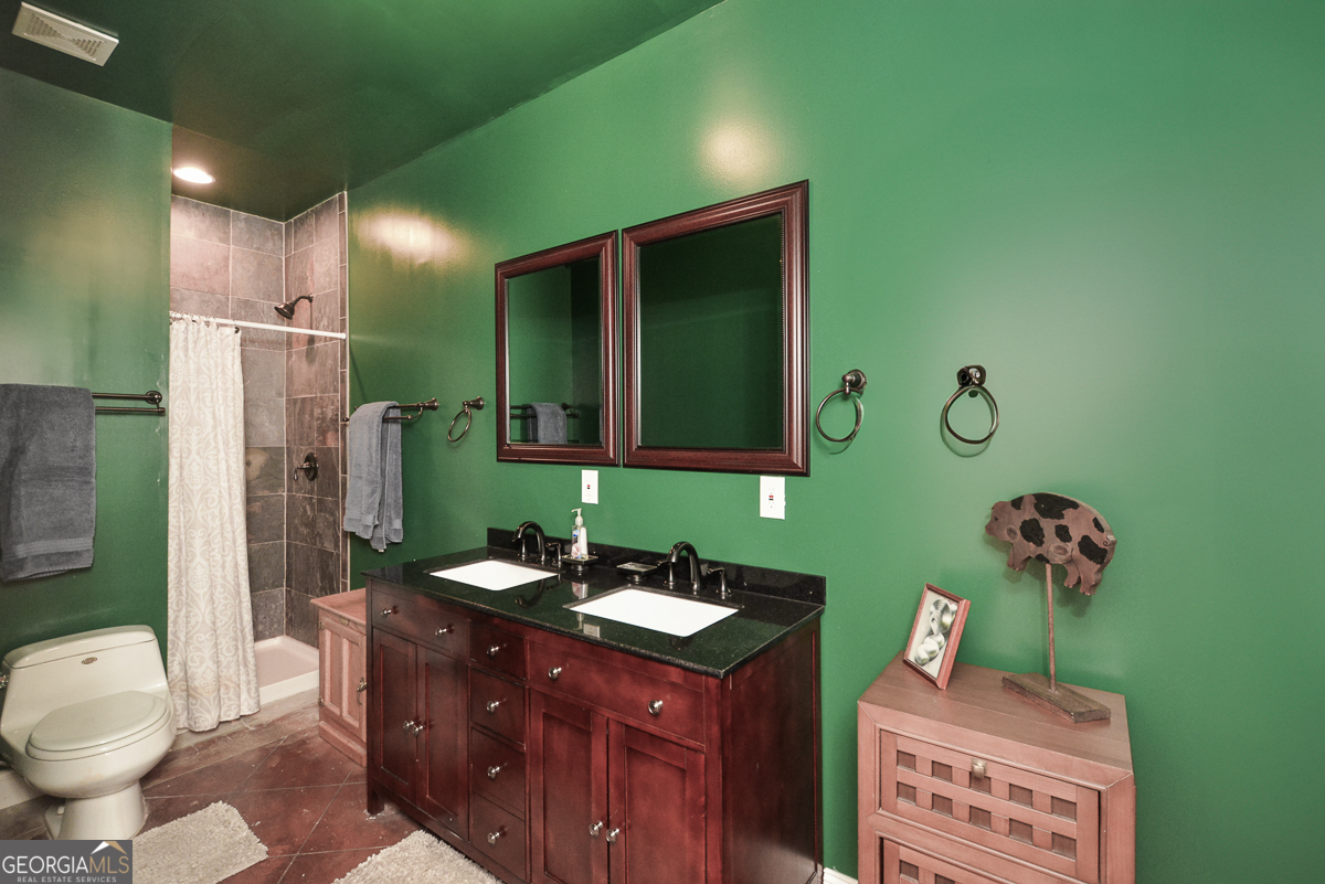 4299 Windham Court Property Photo 43