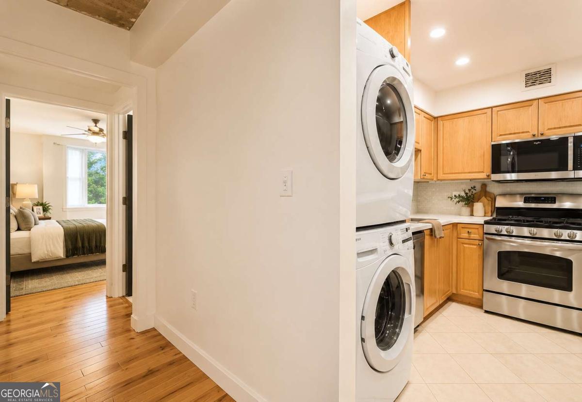 2479 Peachtree Road Ne # 305 Property Photo 7