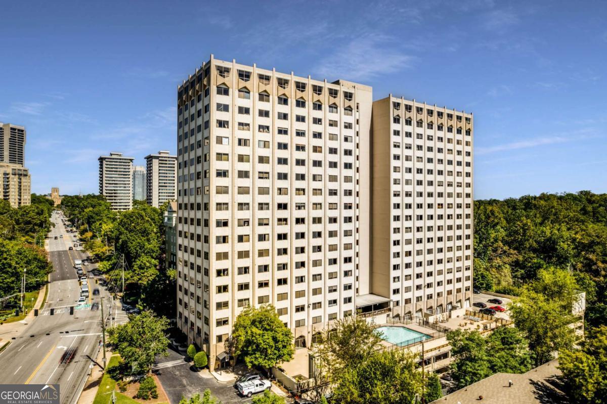 2479 Peachtree Road Ne # 305 Property Photo 13