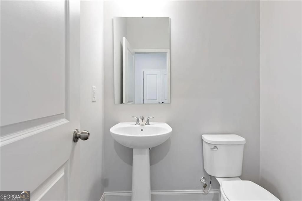 1162 Buice Lake Parkway Property Photo 23
