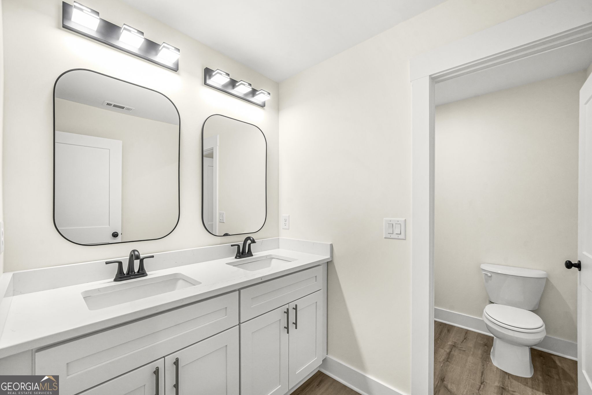 176 Paige Street Property Photo 23