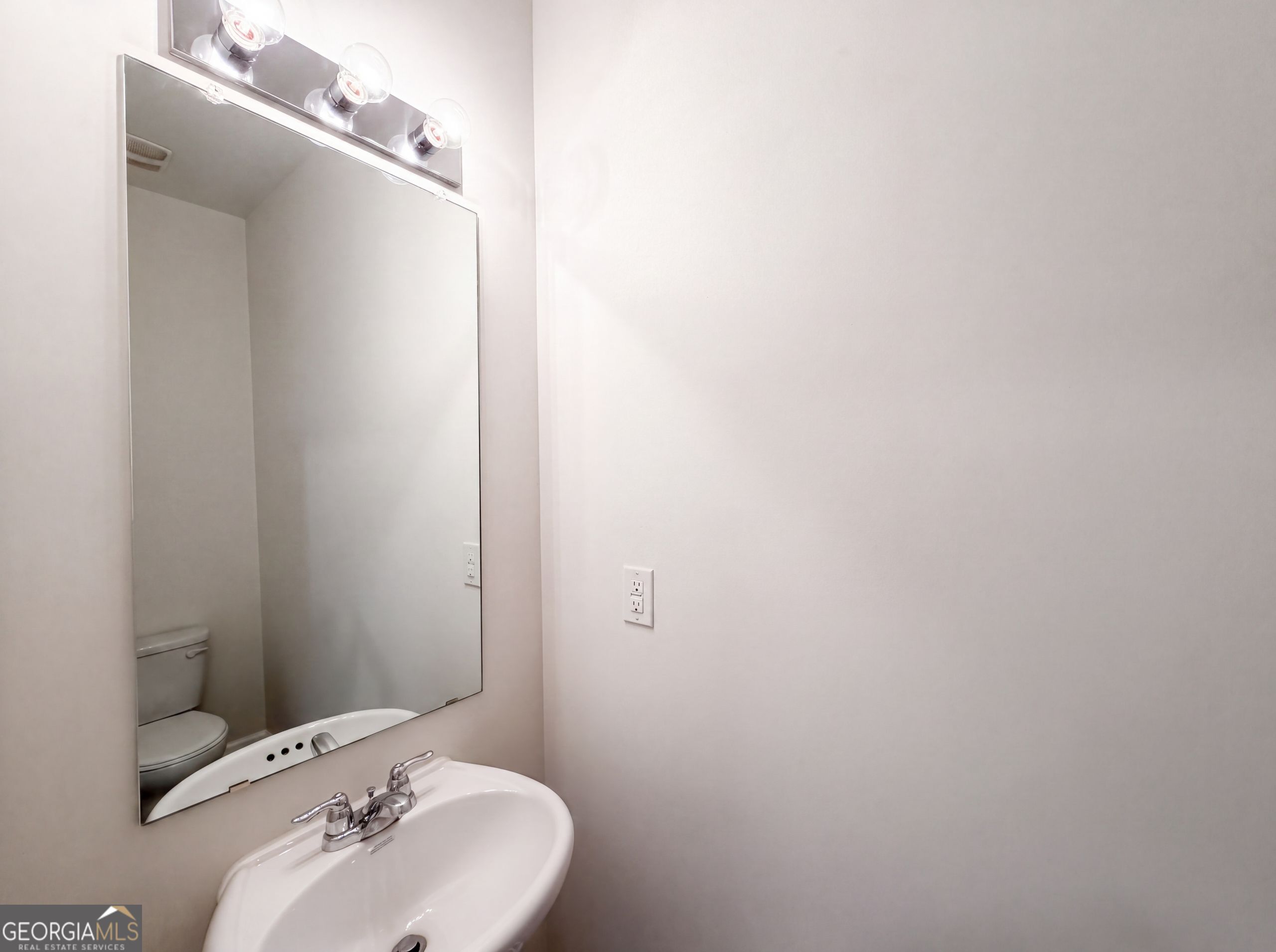 836 Castilla Way Property Photo 14