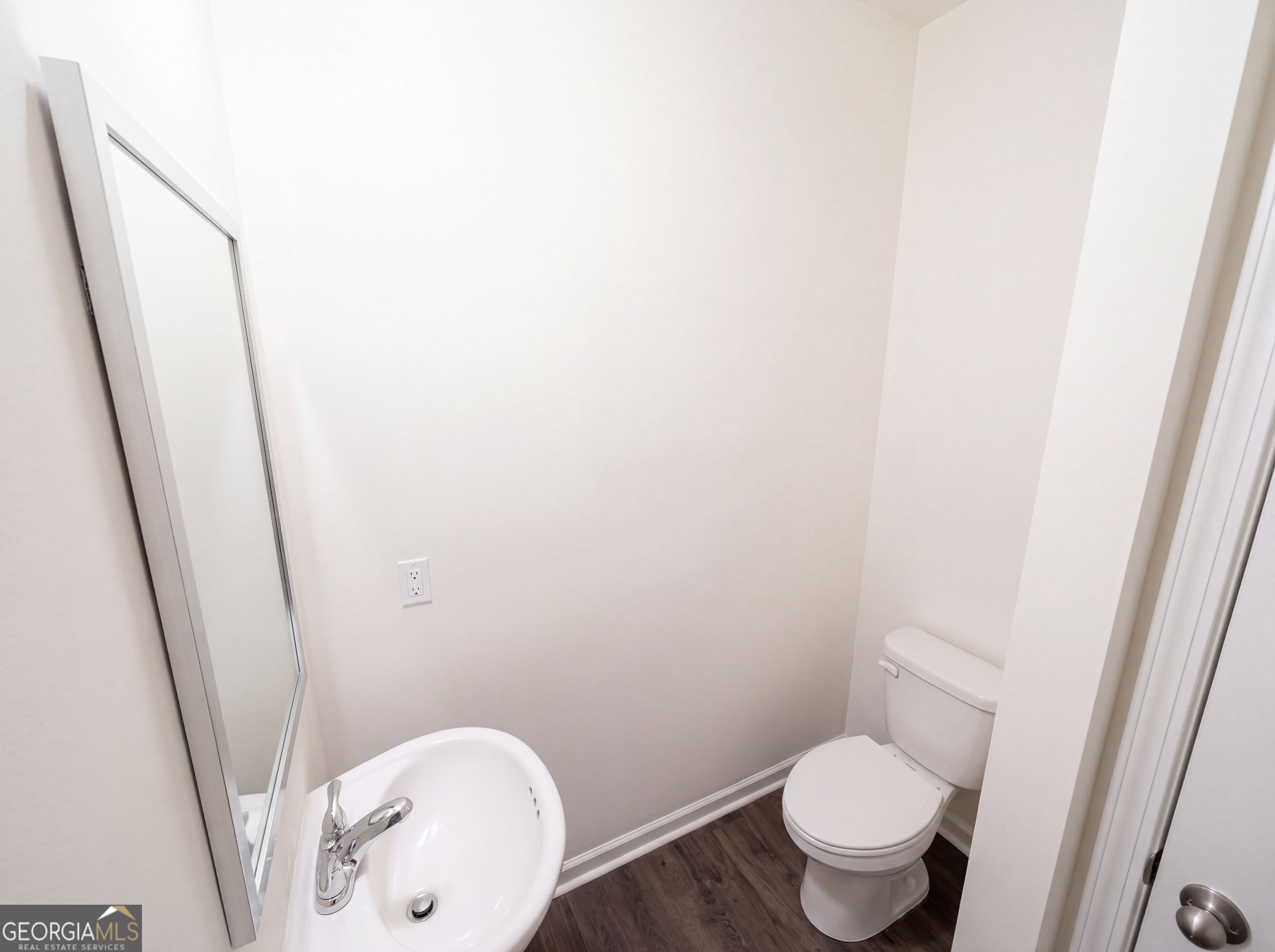 96 Silver Birch Pass Property Photo 11