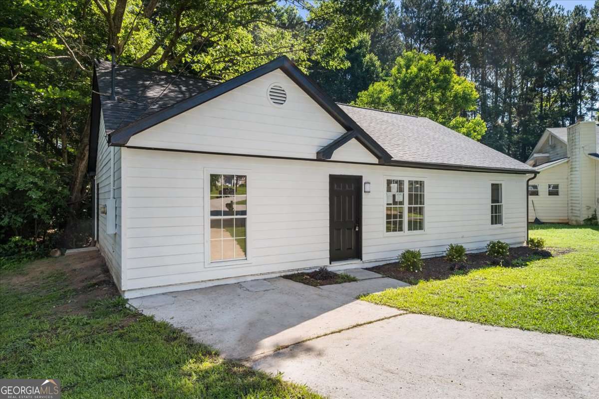 245 Antebellum Circle Property Photo 4