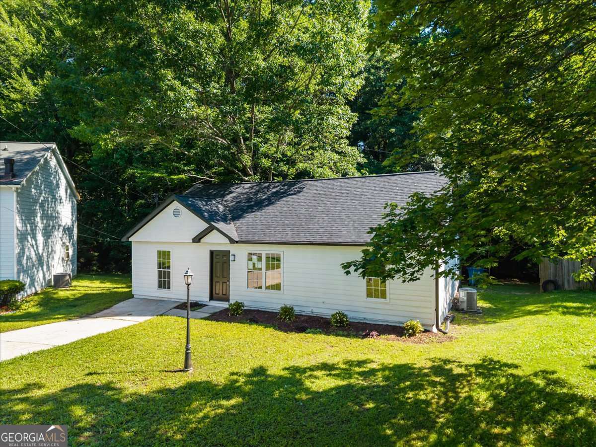 245 Antebellum Circle Property Photo 5