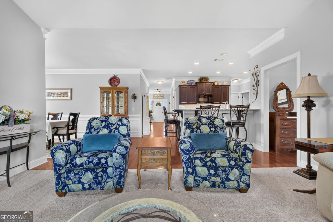 835 Ideal Place Property Photo 8