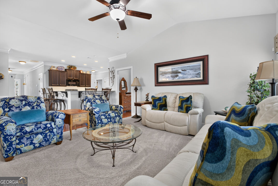 835 Ideal Place Property Photo 12