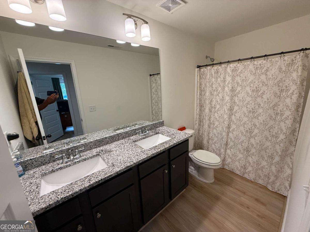 379 Cherryhill Lane Property Photo 19