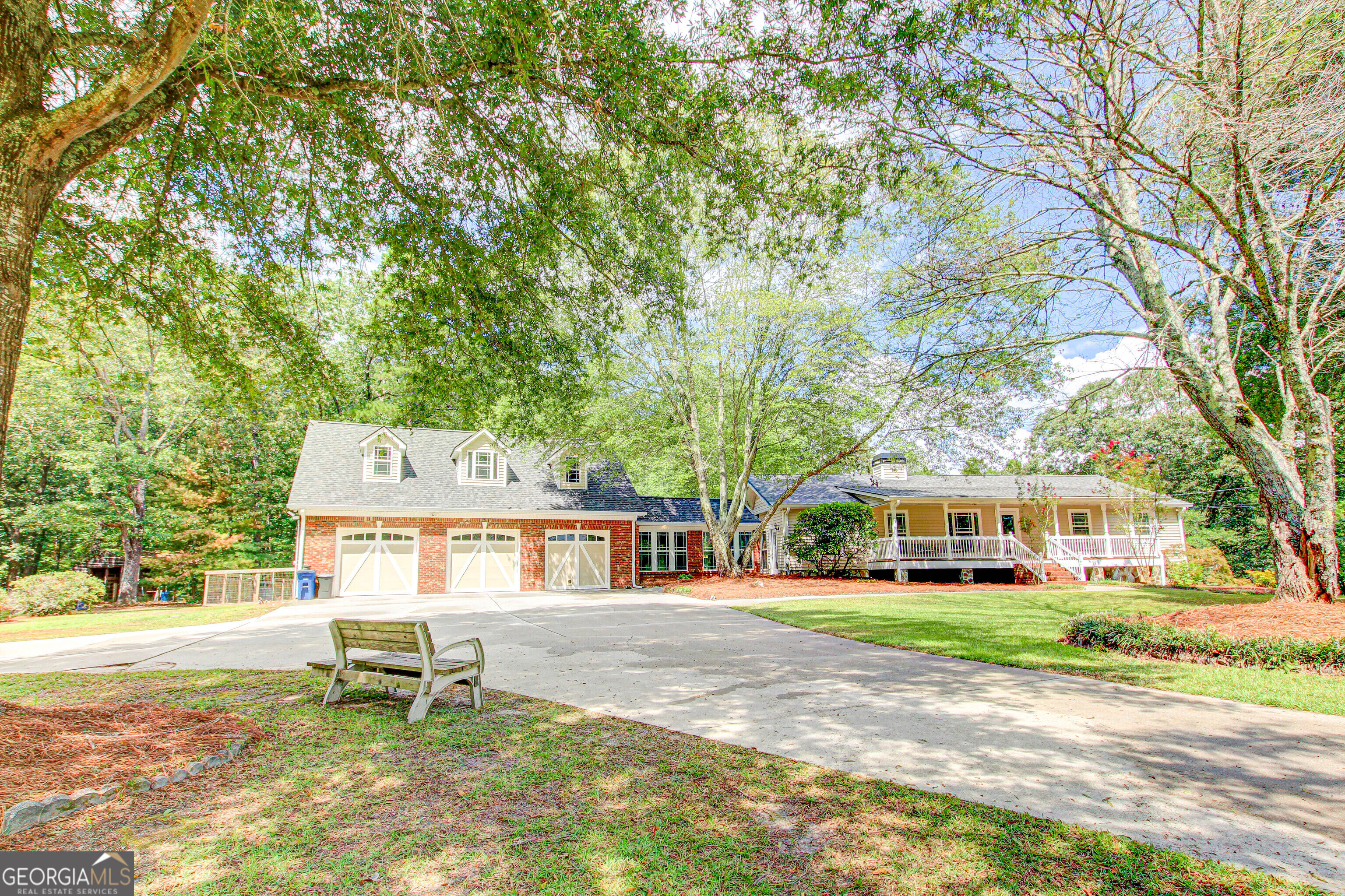 3861 Post Road Property Photo 13