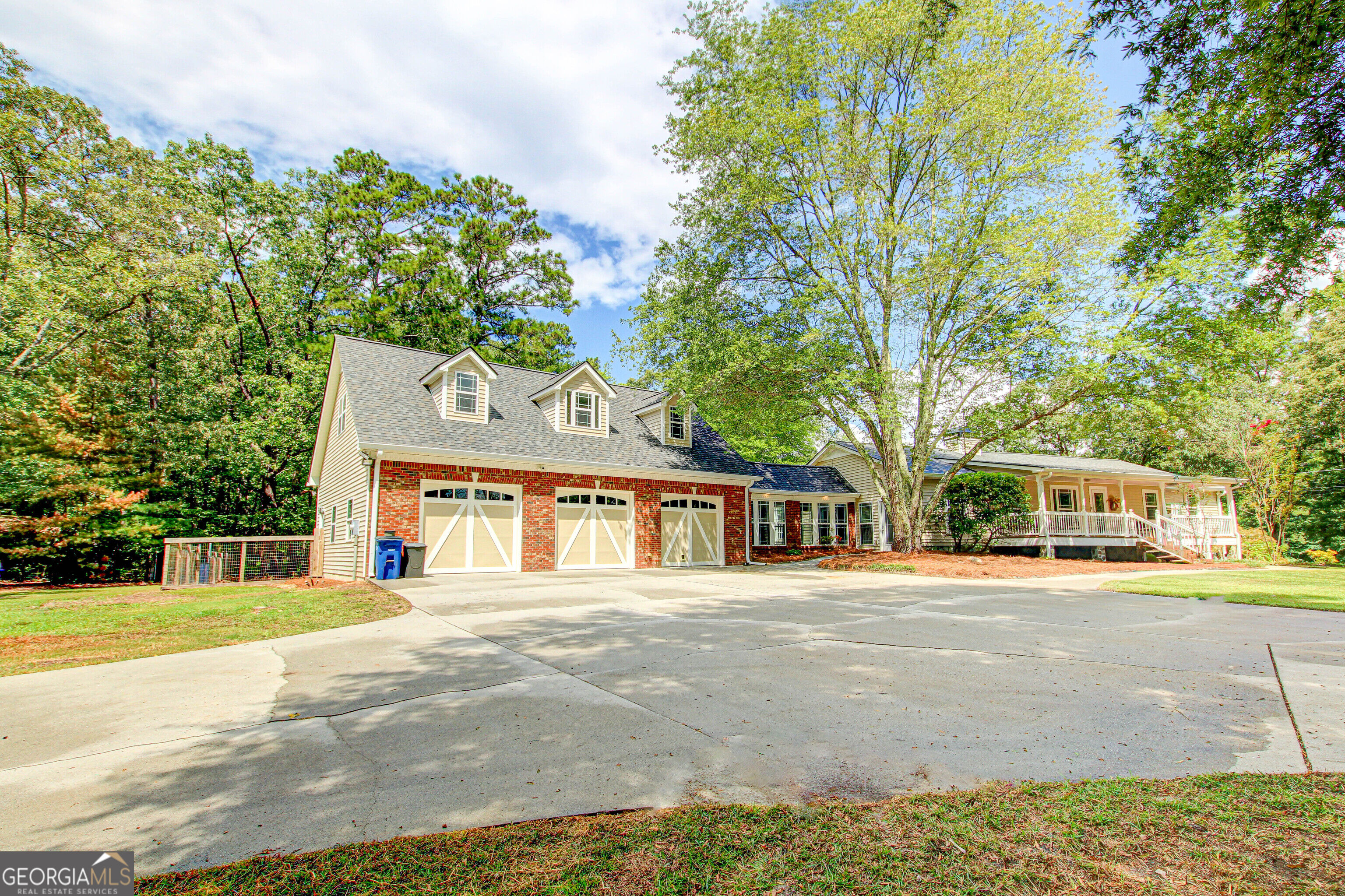 3861 Post Road Property Photo 14